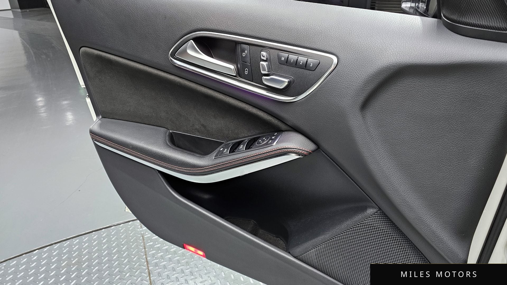 Mercedes-Benz A-Class W176 2017 — миниатюра 14