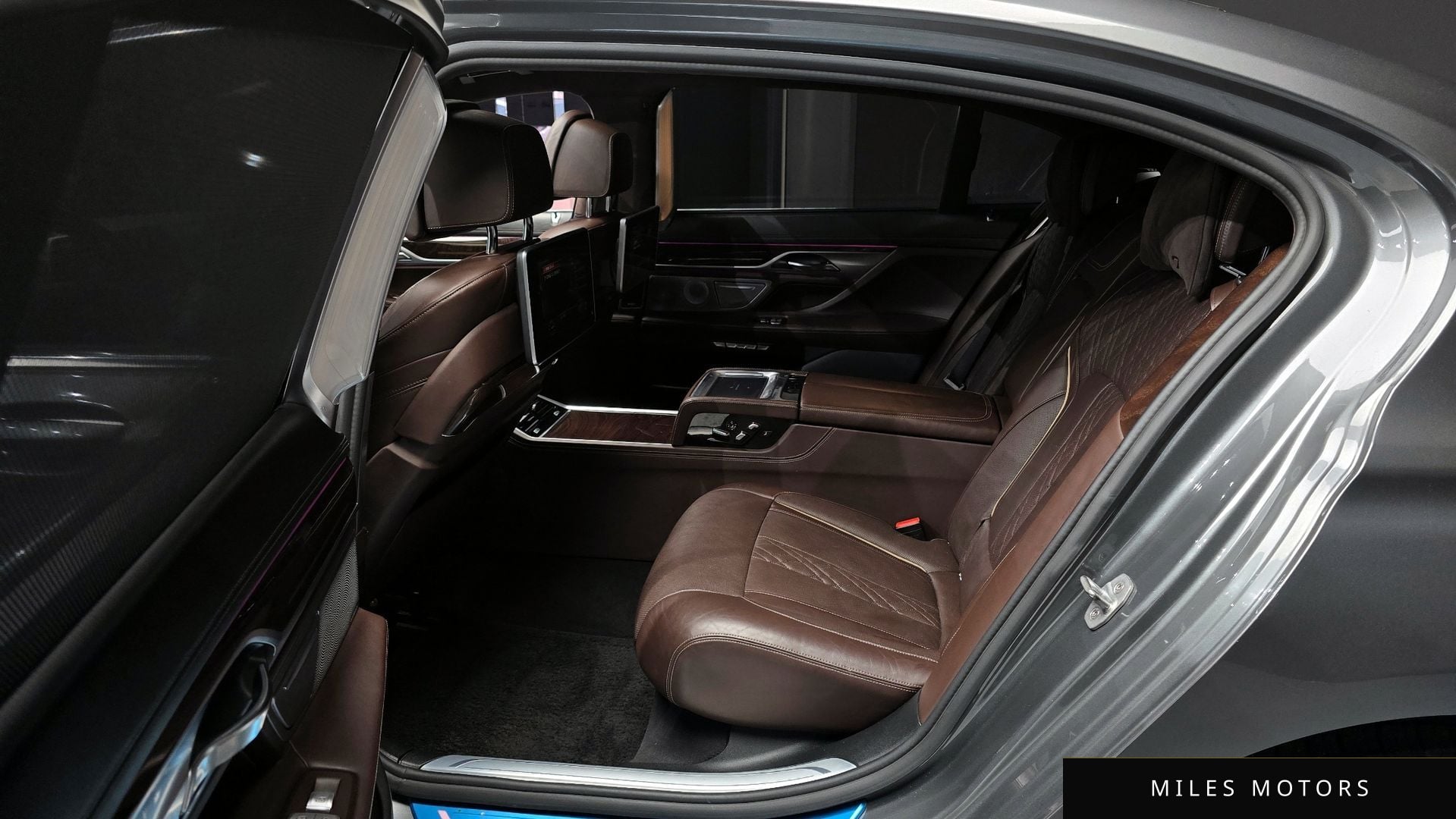 BMW 7 Series (G11) 2016 — миниатюра 12