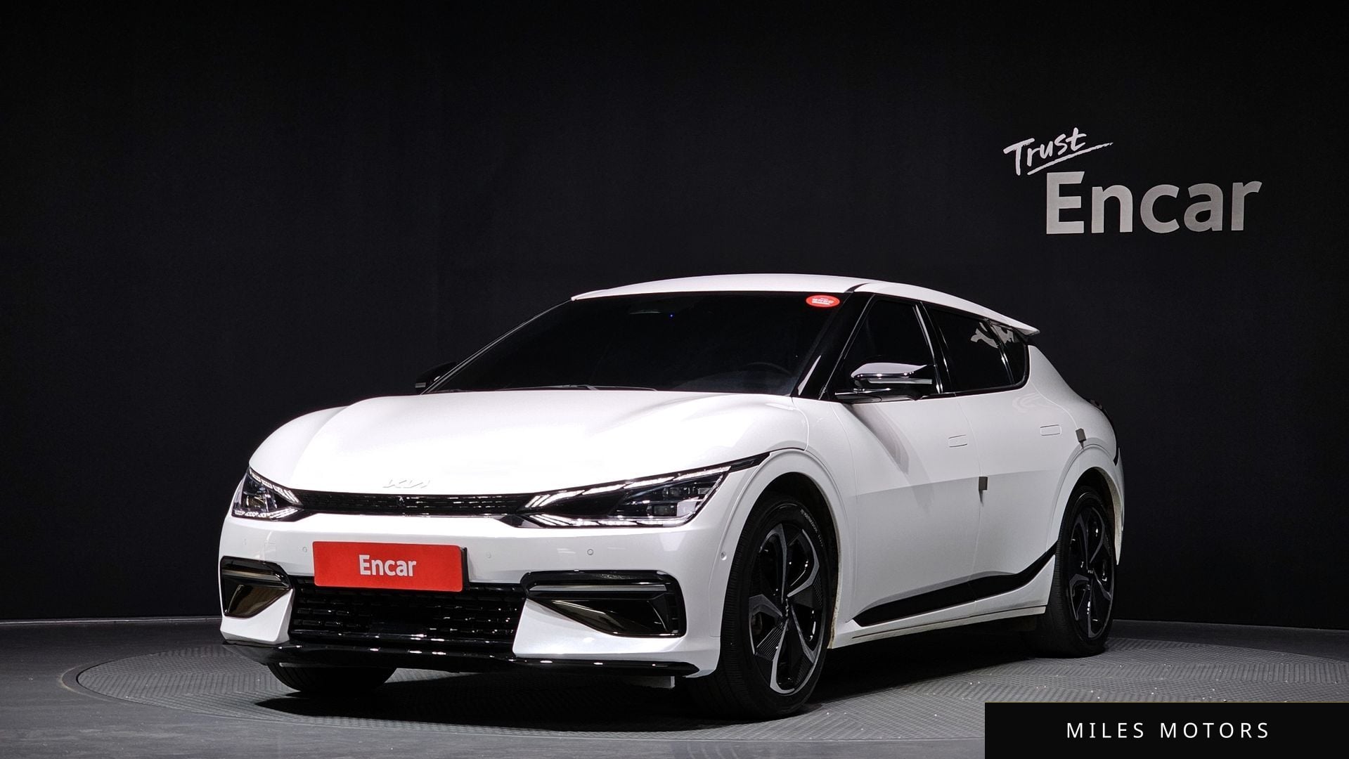 Kia EV6 2024 — фото 1 из 12