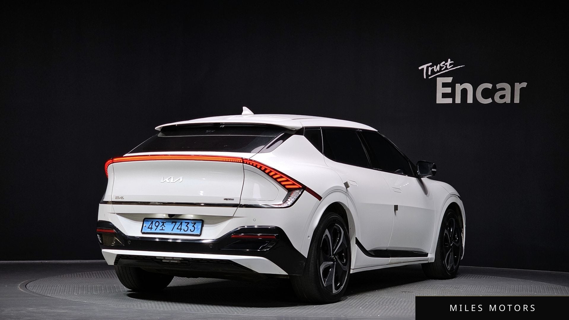 Kia EV6 2024 — миниатюра 2