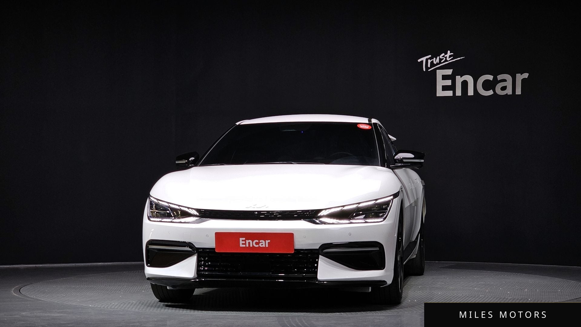 Kia EV6 2024 — миниатюра 3