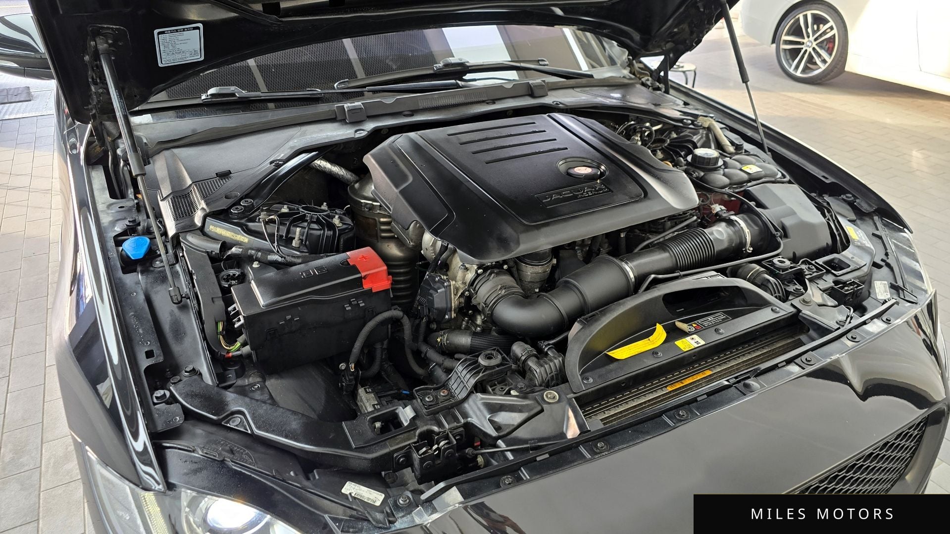 Jaguar XF (X260) 2017 — миниатюра 6