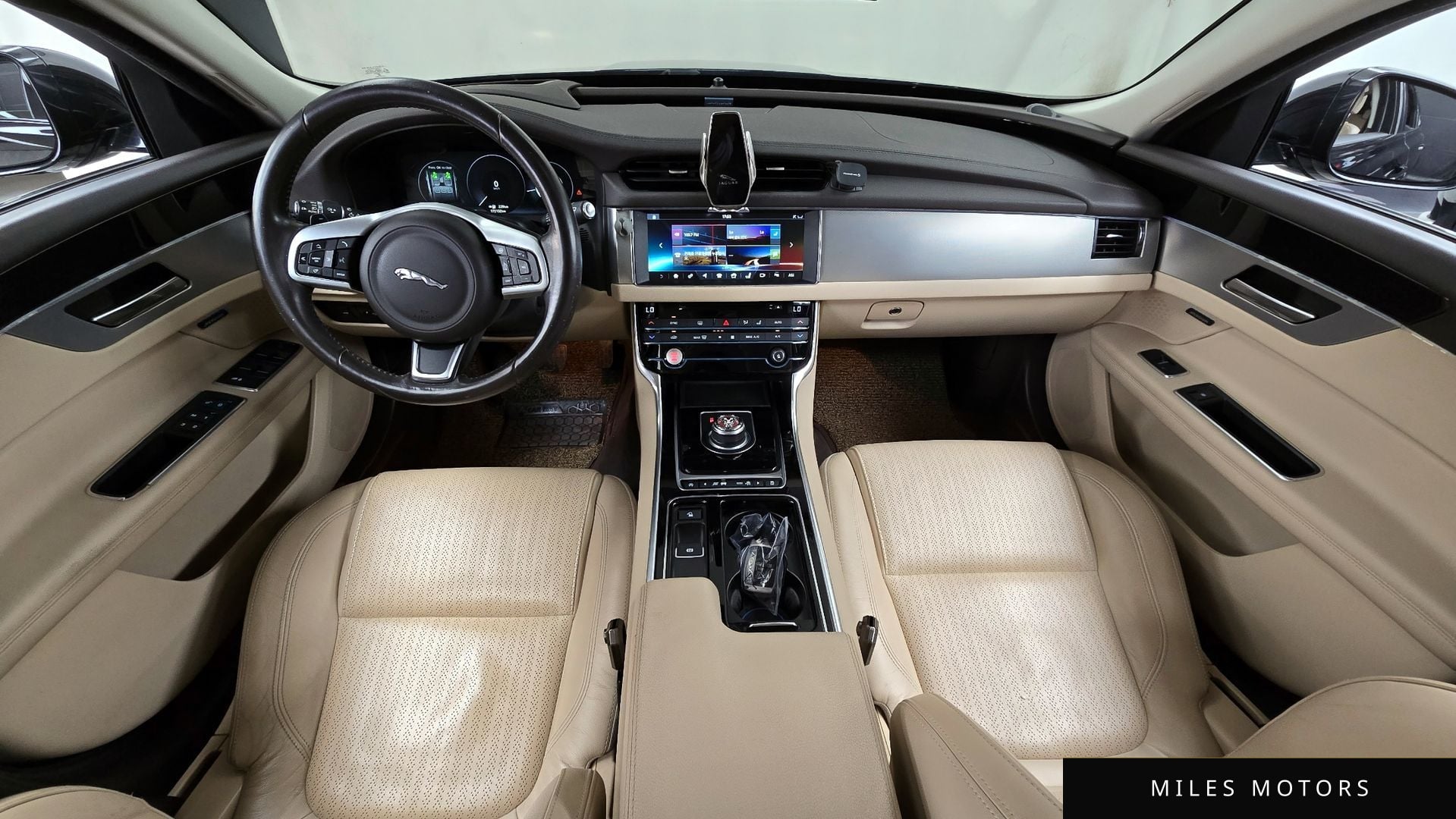 Jaguar XF (X260) 2017 — миниатюра 7