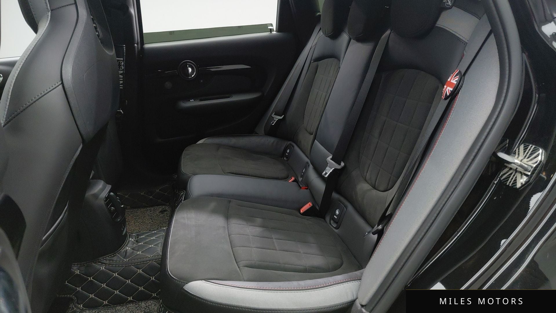 MINI Clubman 2021 — миниатюра 12
