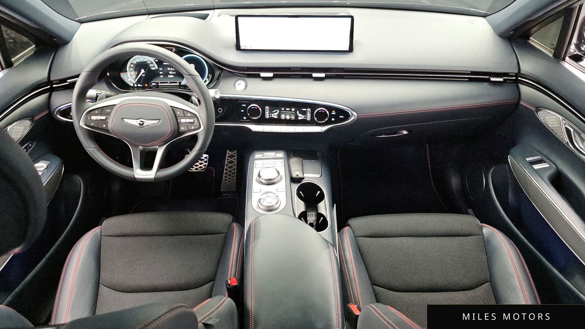 Genesis GV70 2024 — миниатюра 10