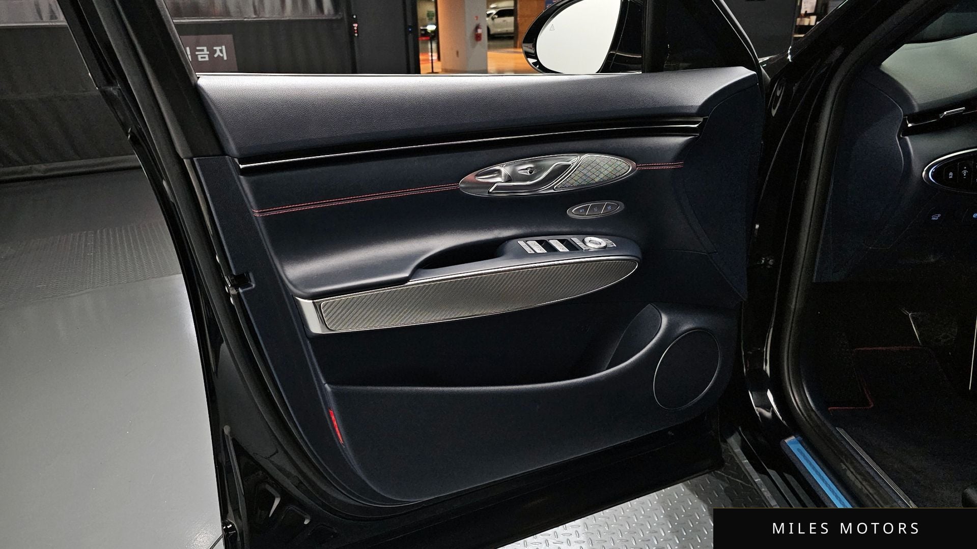 Genesis GV70 2024 — миниатюра 14