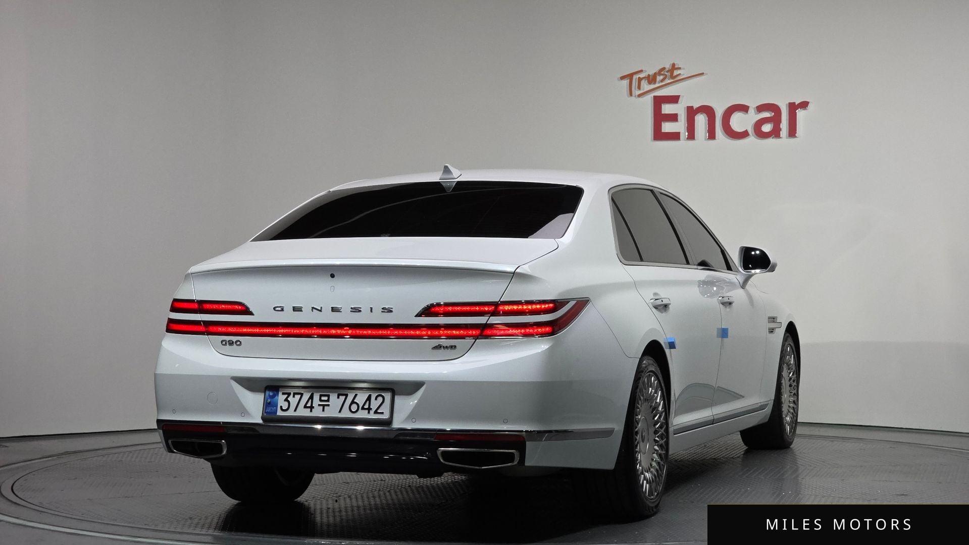 Genesis G90 2021 — миниатюра 2