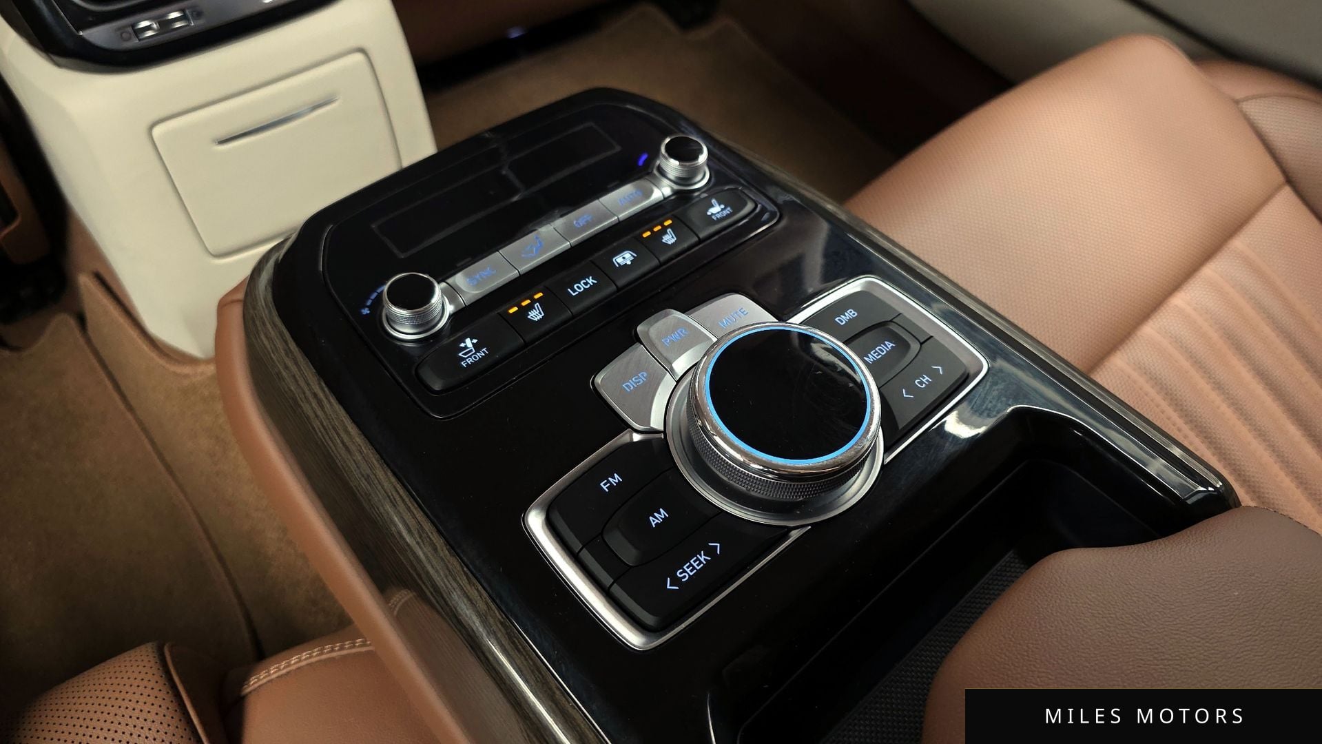 Genesis G90 2021 — миниатюра 25
