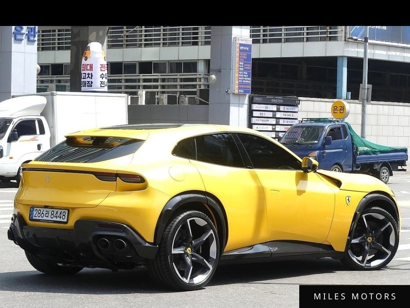 Ferrari 푸로산게 2025 — миниатюра 4