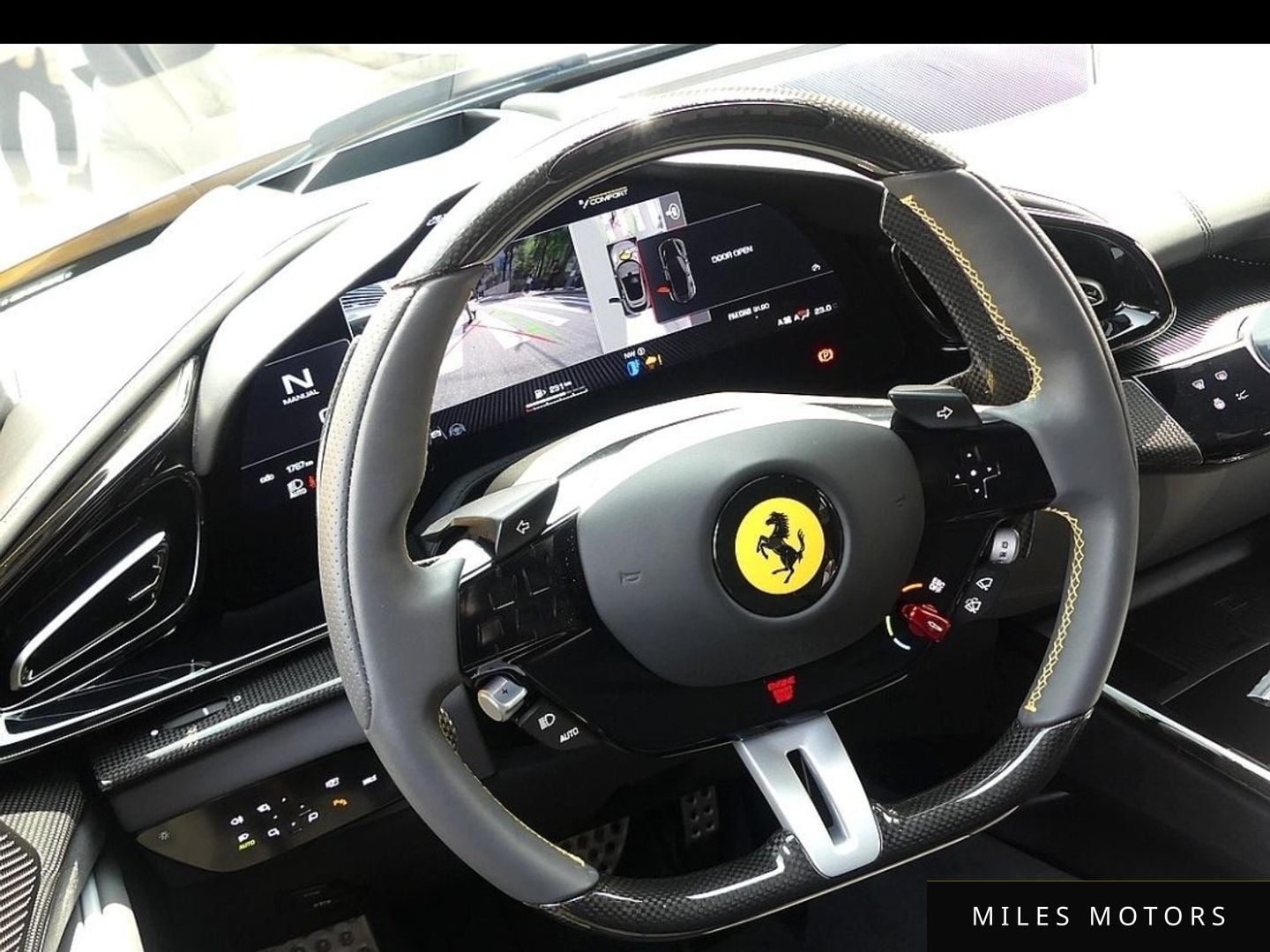 Ferrari 푸로산게 2025 — миниатюра 13