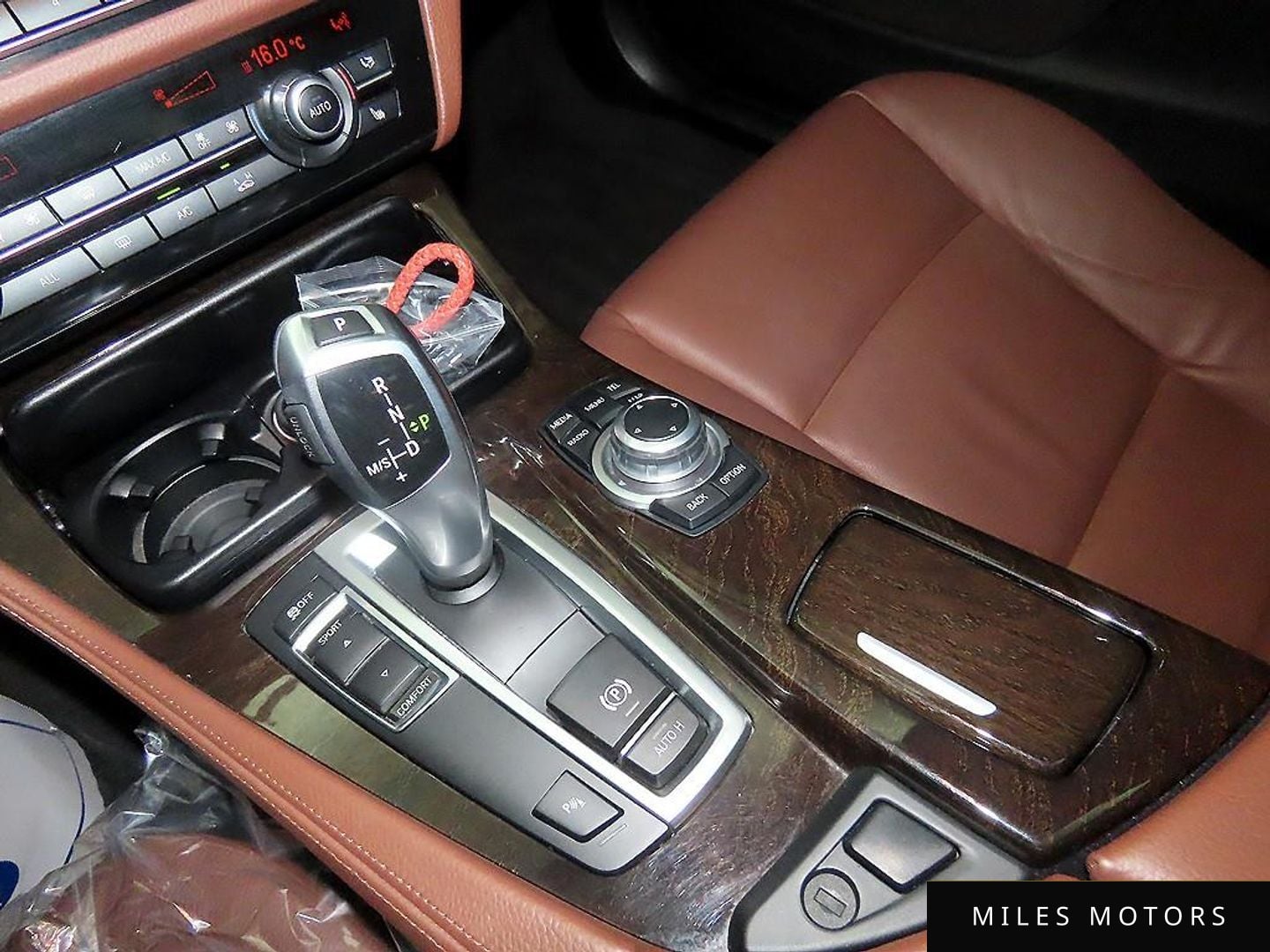 BMW 5 Series (F10) 2013 — миниатюра 12