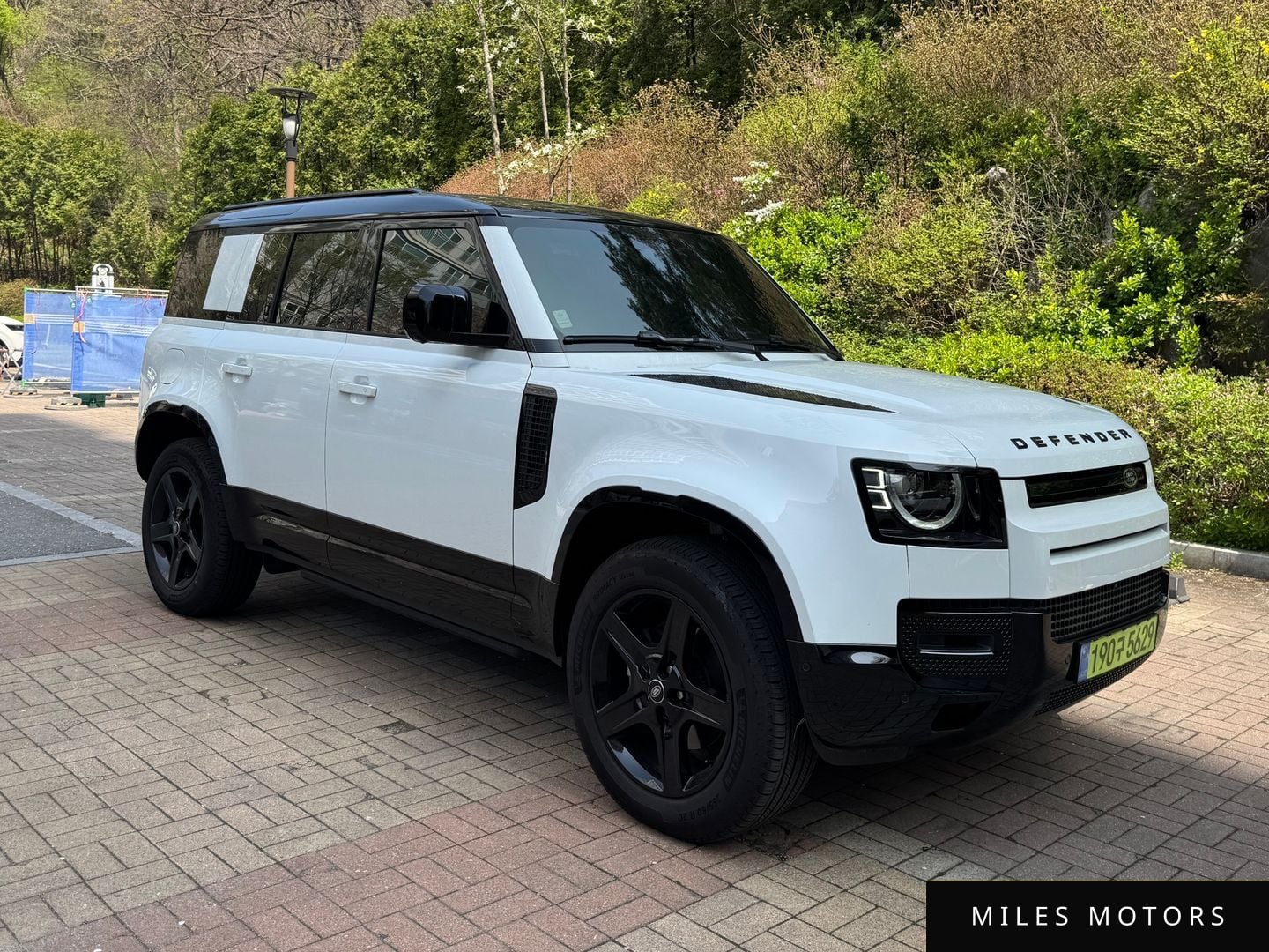 Land Rover Defender 2025 — миниатюра 2