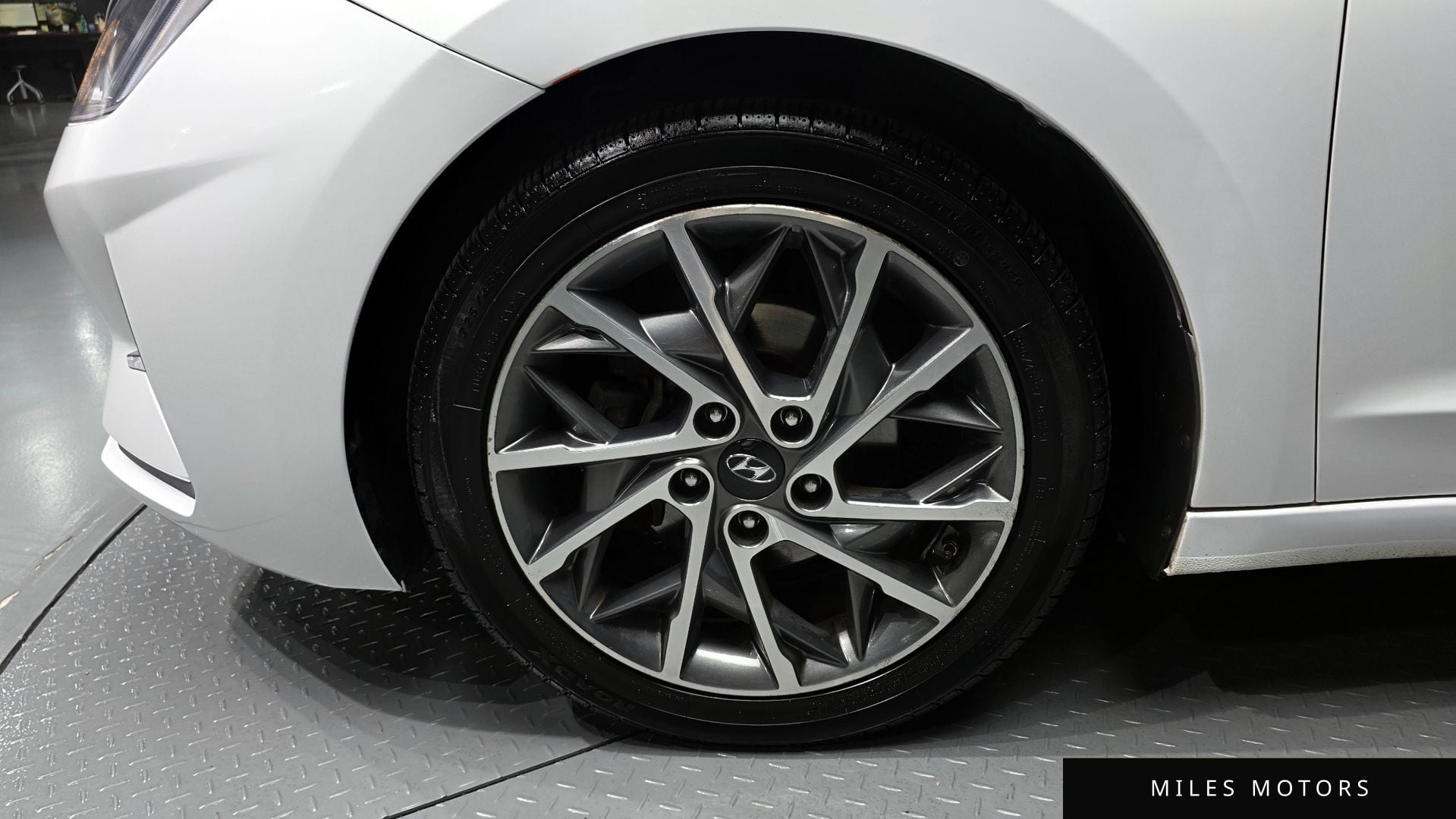 Hyundai AVANTE 2019 — миниатюра 5