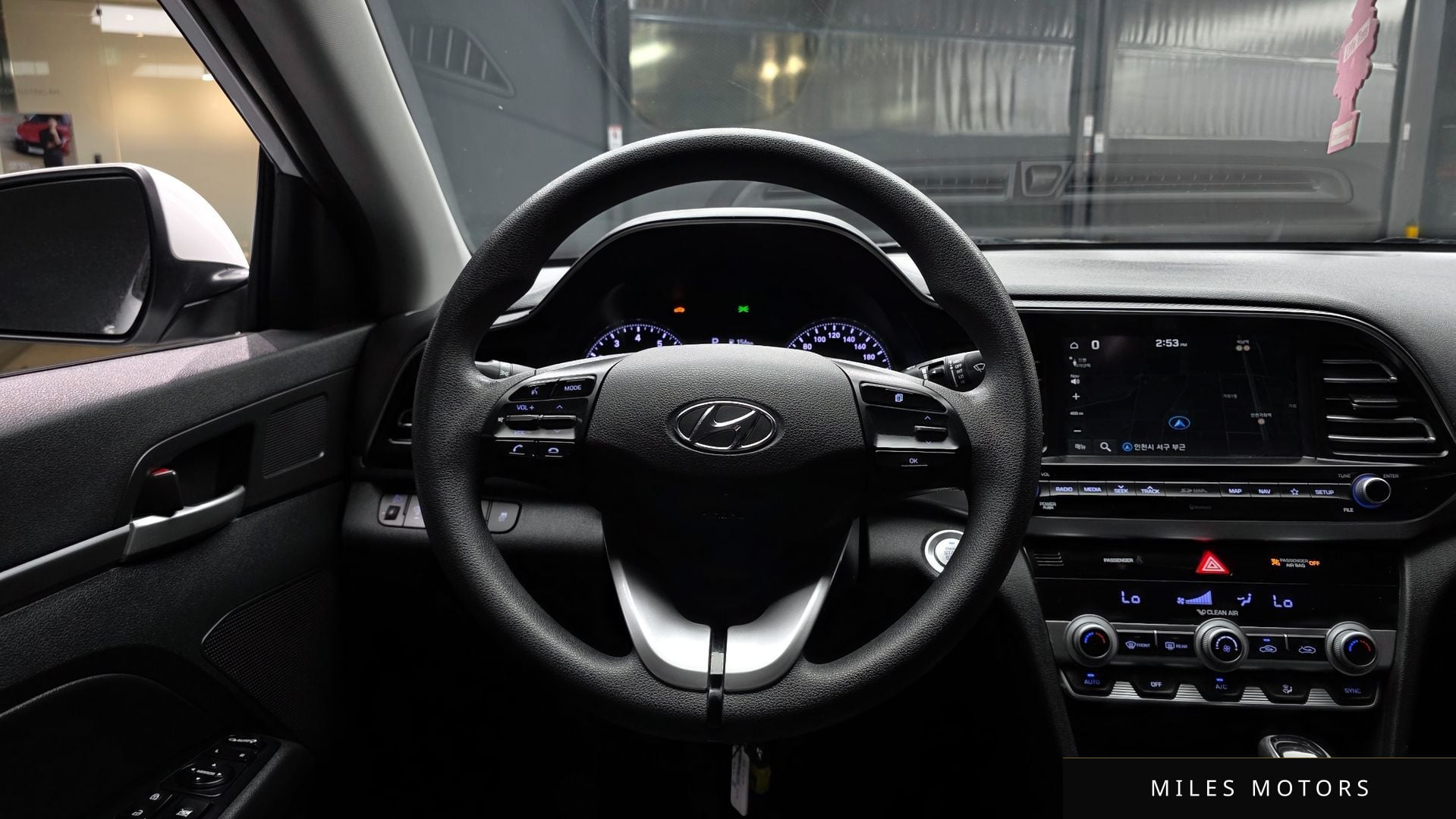Hyundai AVANTE 2019 — миниатюра 19