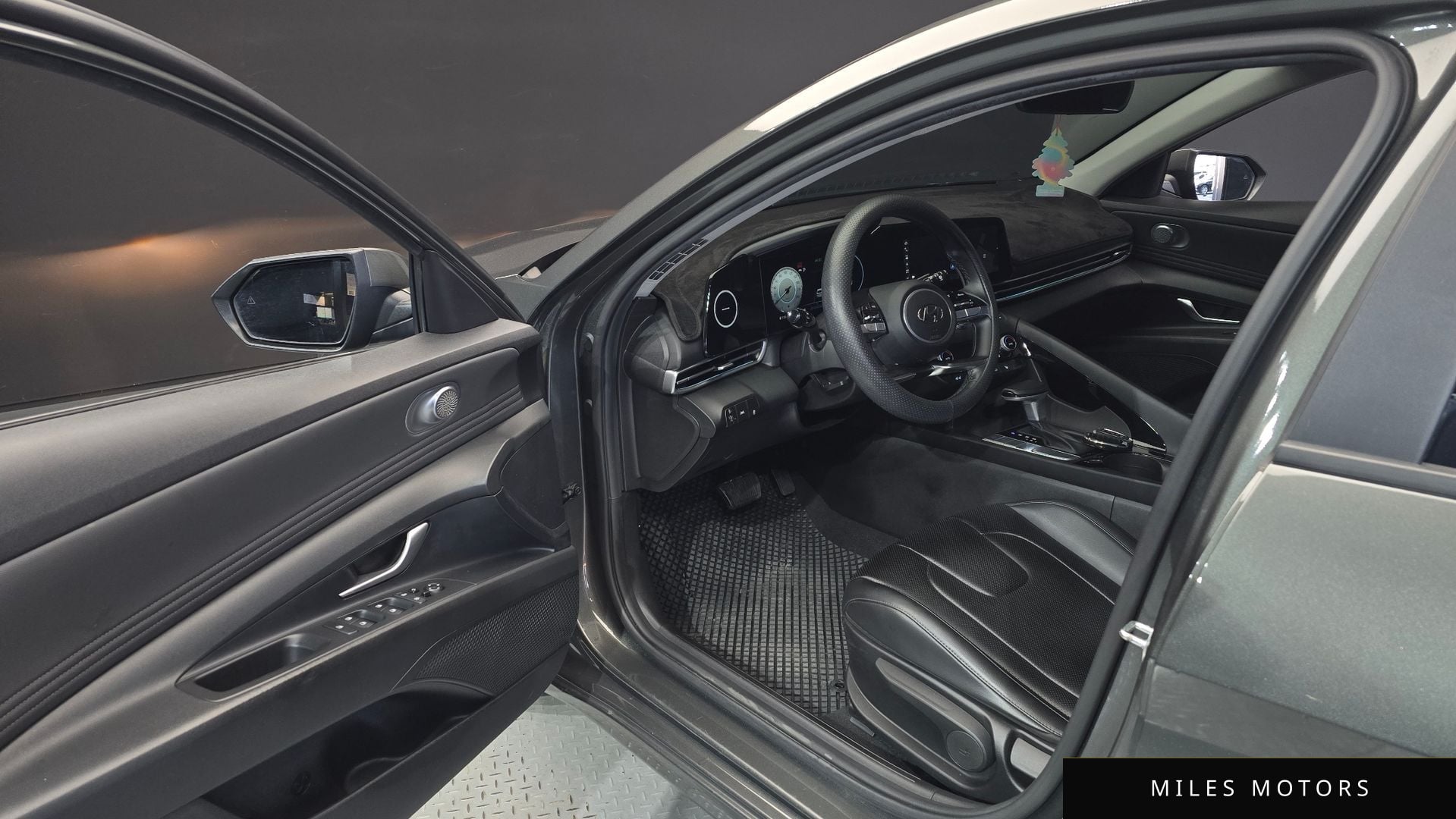 Hyundai AVANTE 2021 — миниатюра 10