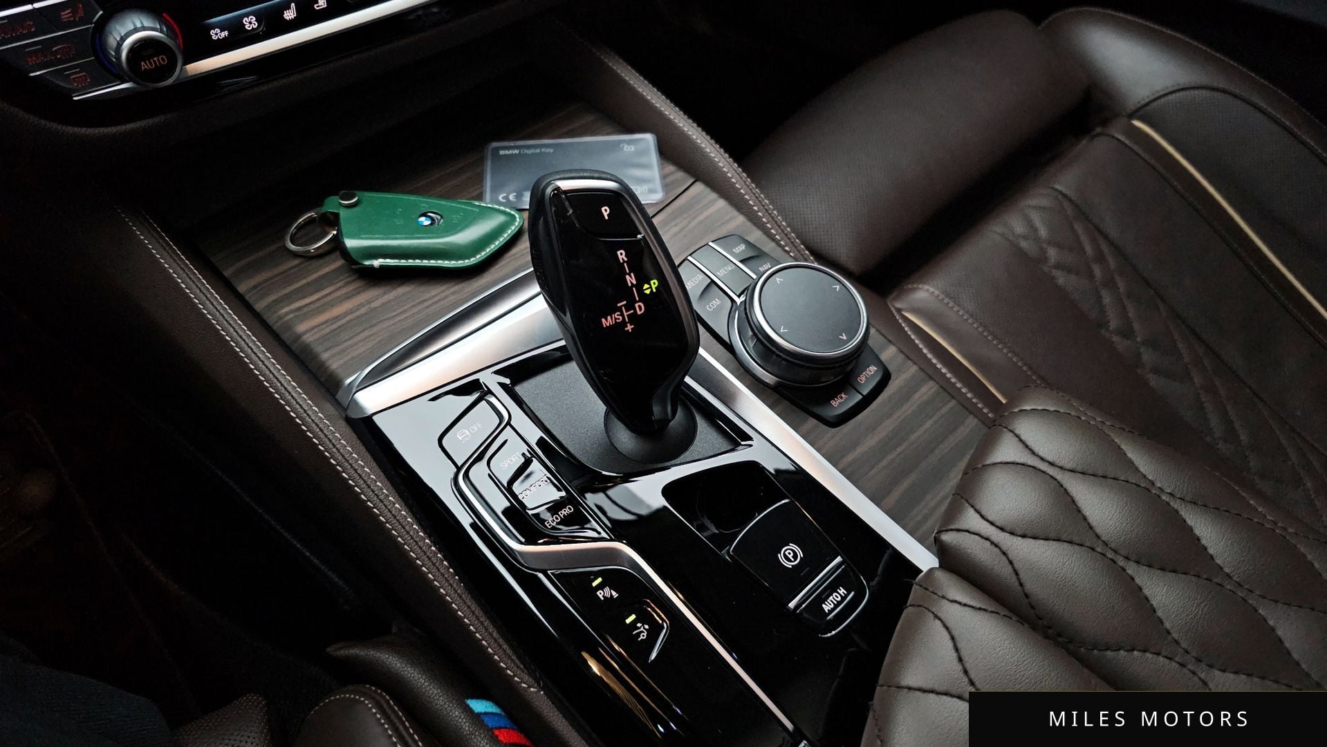 BMW 6 Series GT (G32) 2023 — миниатюра 12