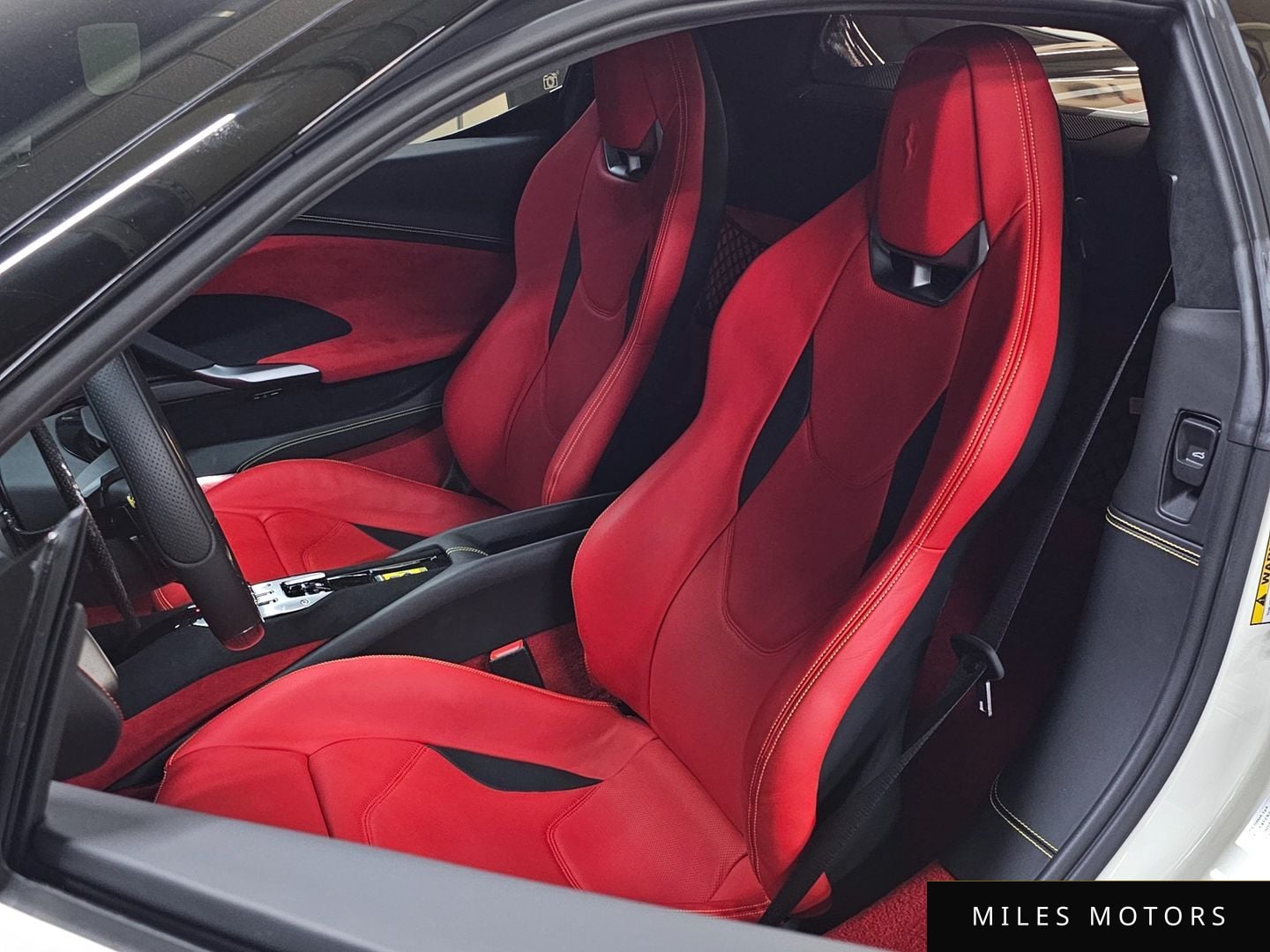 Ferrari 296 GTB 2023 — миниатюра 11
