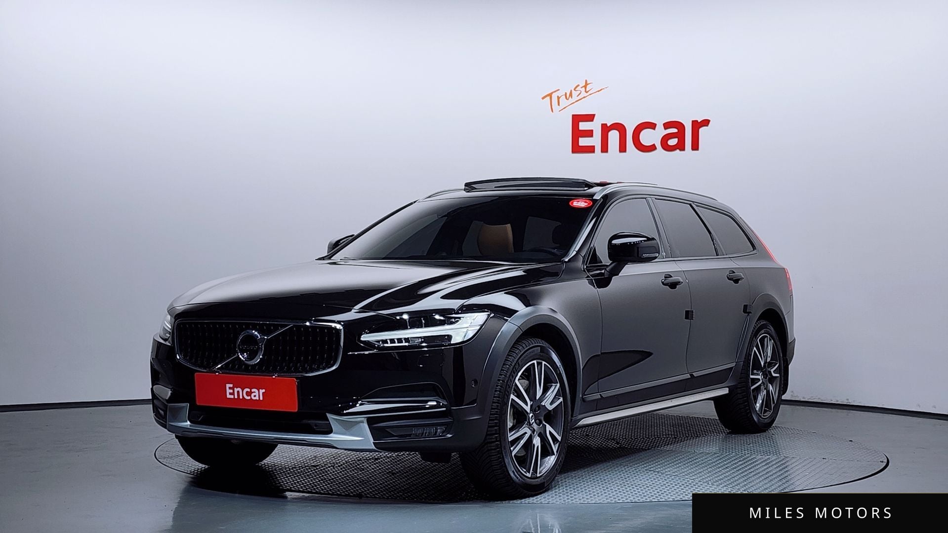 Volvo V90 2019 — фото 1 из 12