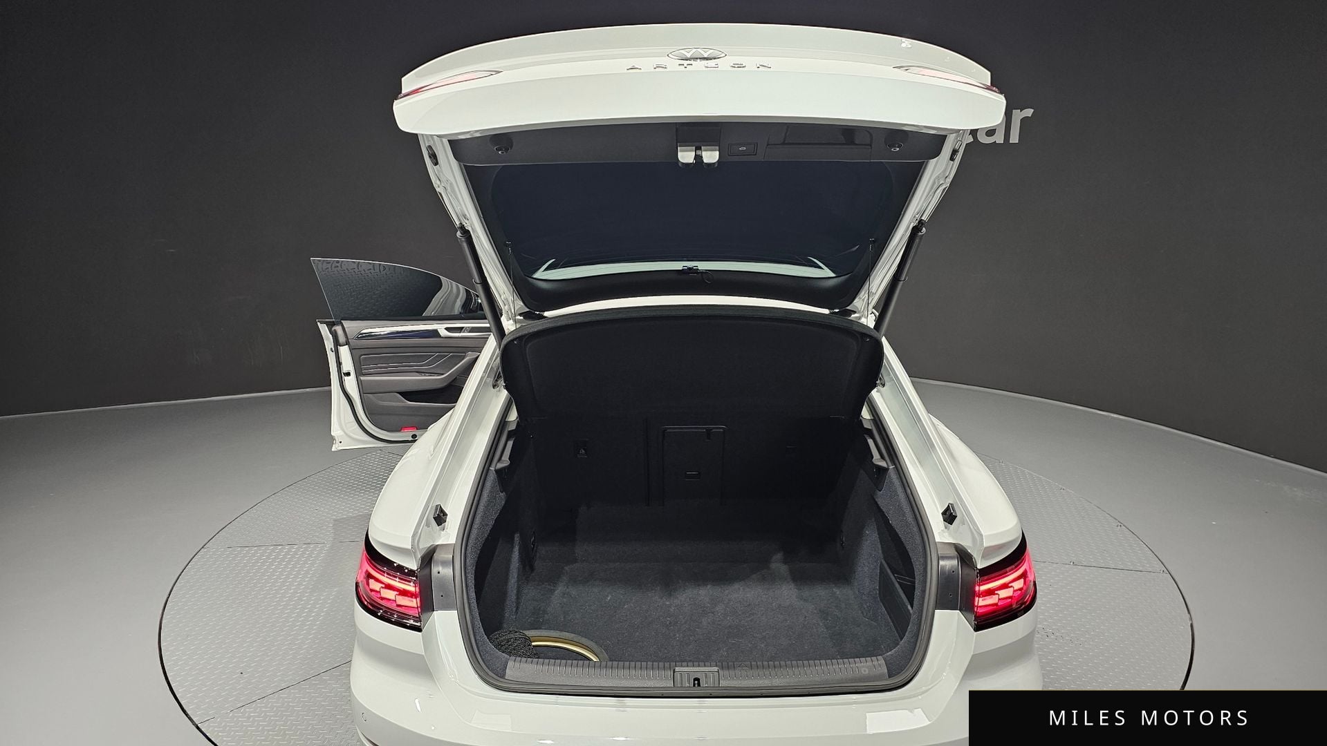 Volkswagen Arteon 2022 — миниатюра 26