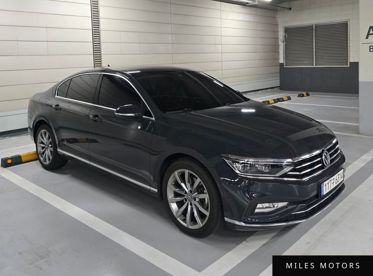 Volkswagen Passat 2022 — фото 1 из 12
