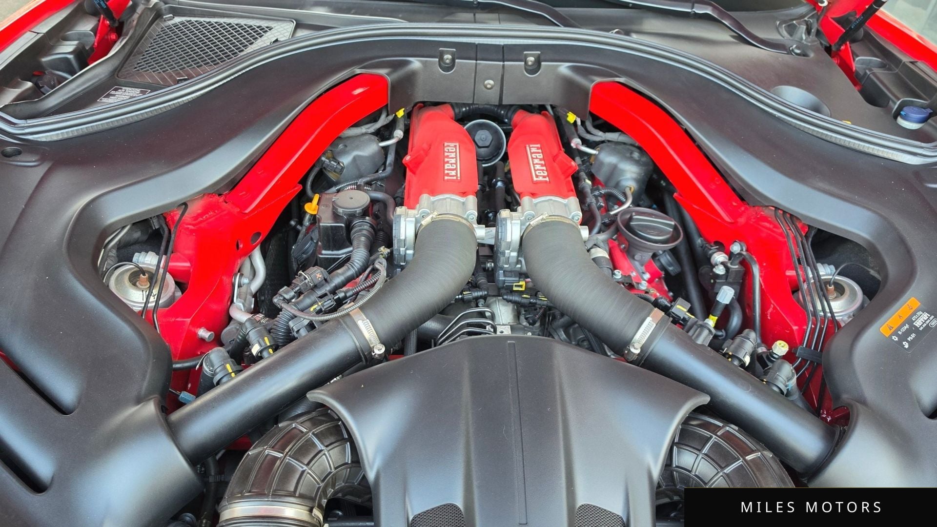 Ferrari 포르토피노 2019 — миниатюра 18