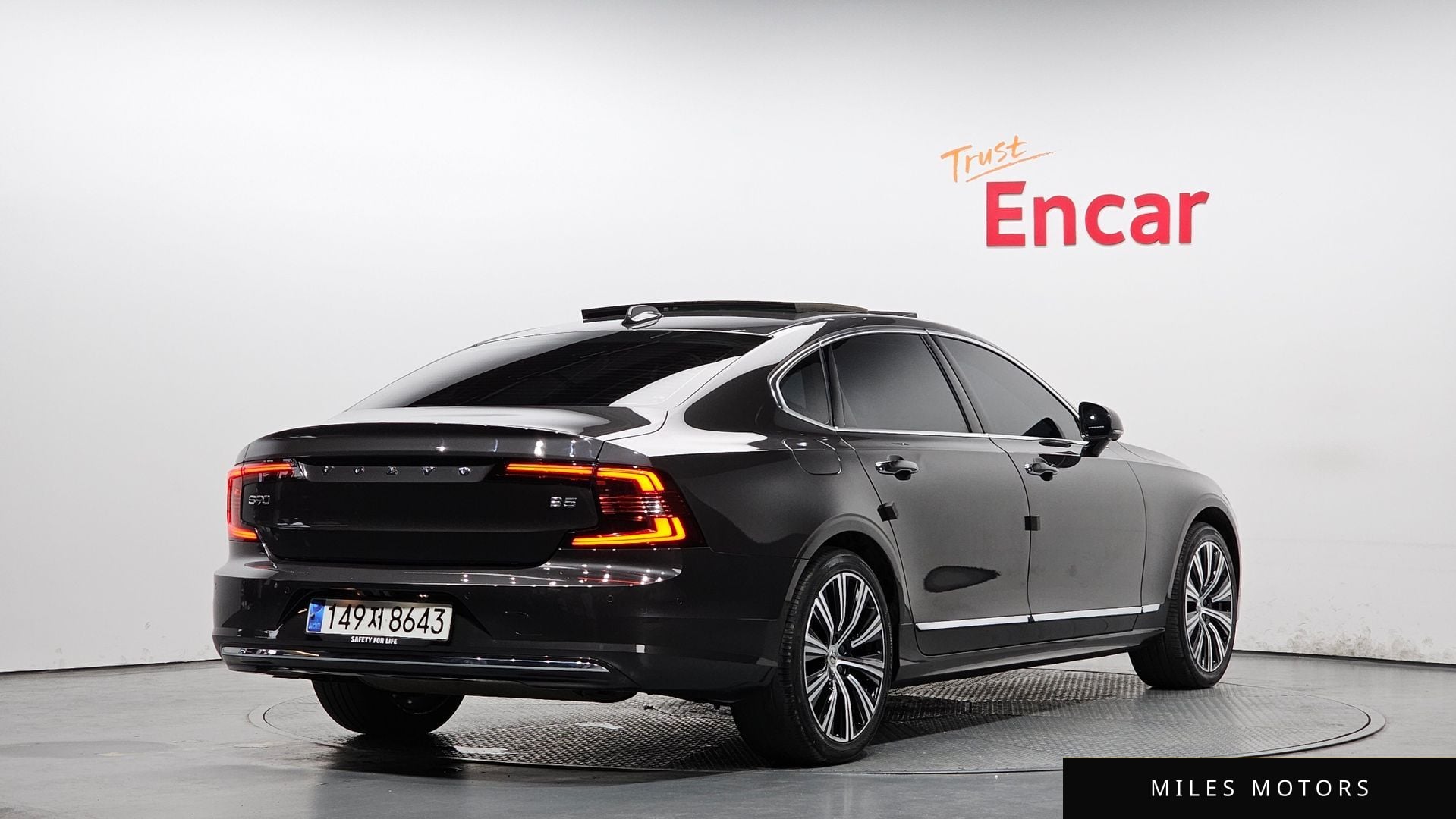 Volvo S90 2021 — миниатюра 2