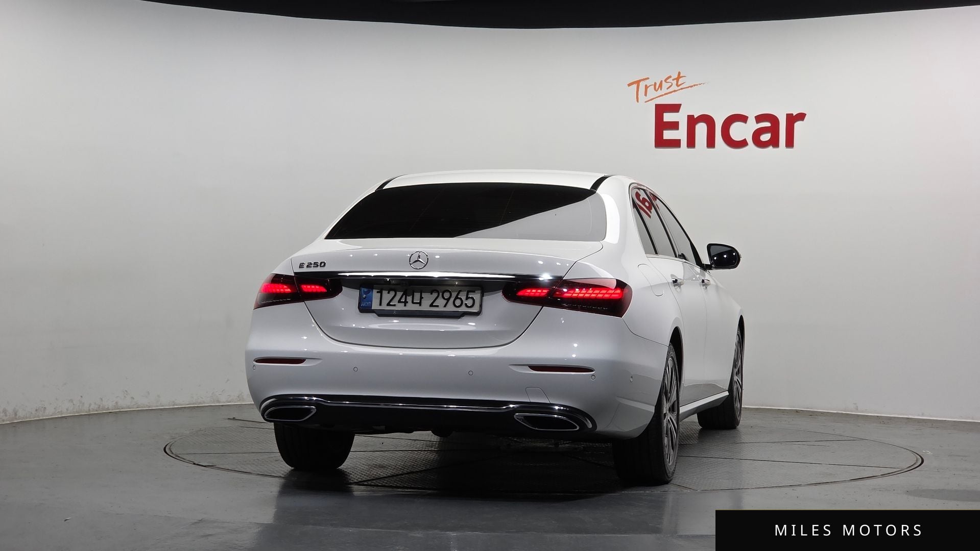 Mercedes-Benz E-클래스 W213 2021 — миниатюра 4
