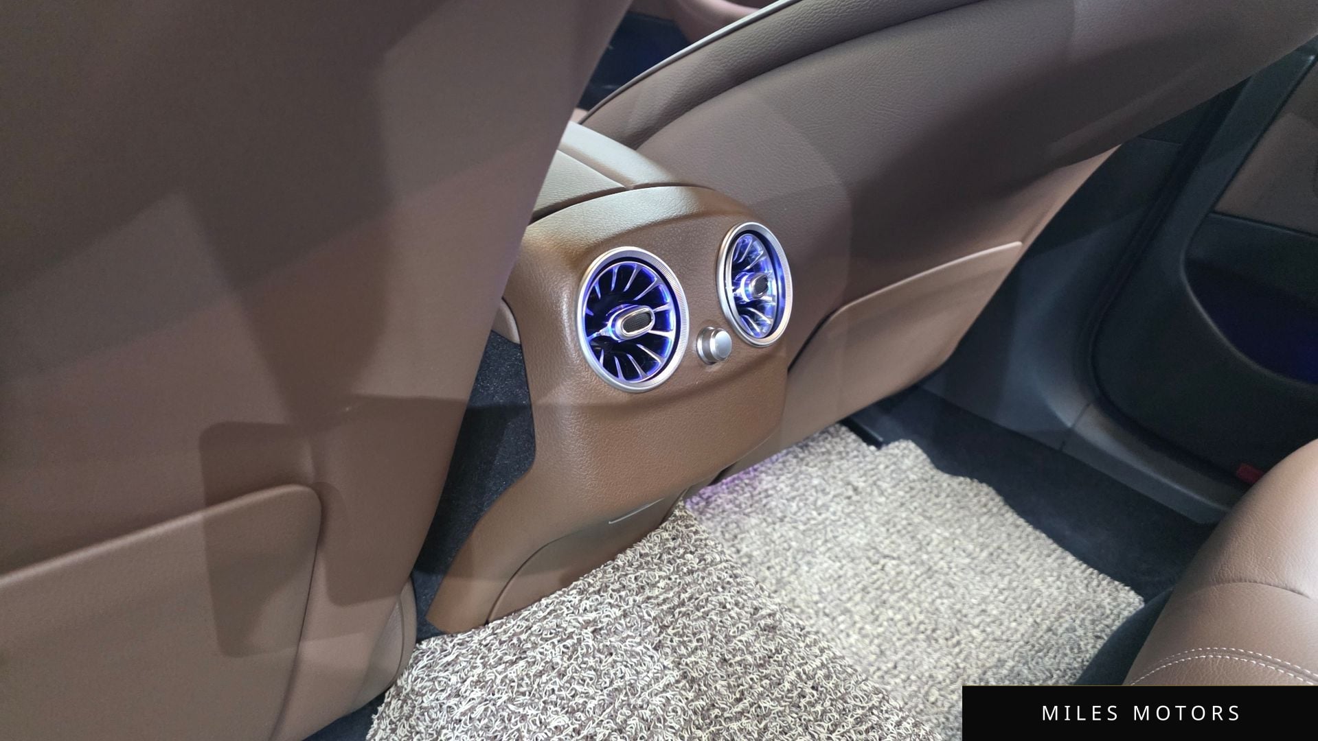 Mercedes-Benz E-클래스 W213 2021 — миниатюра 29