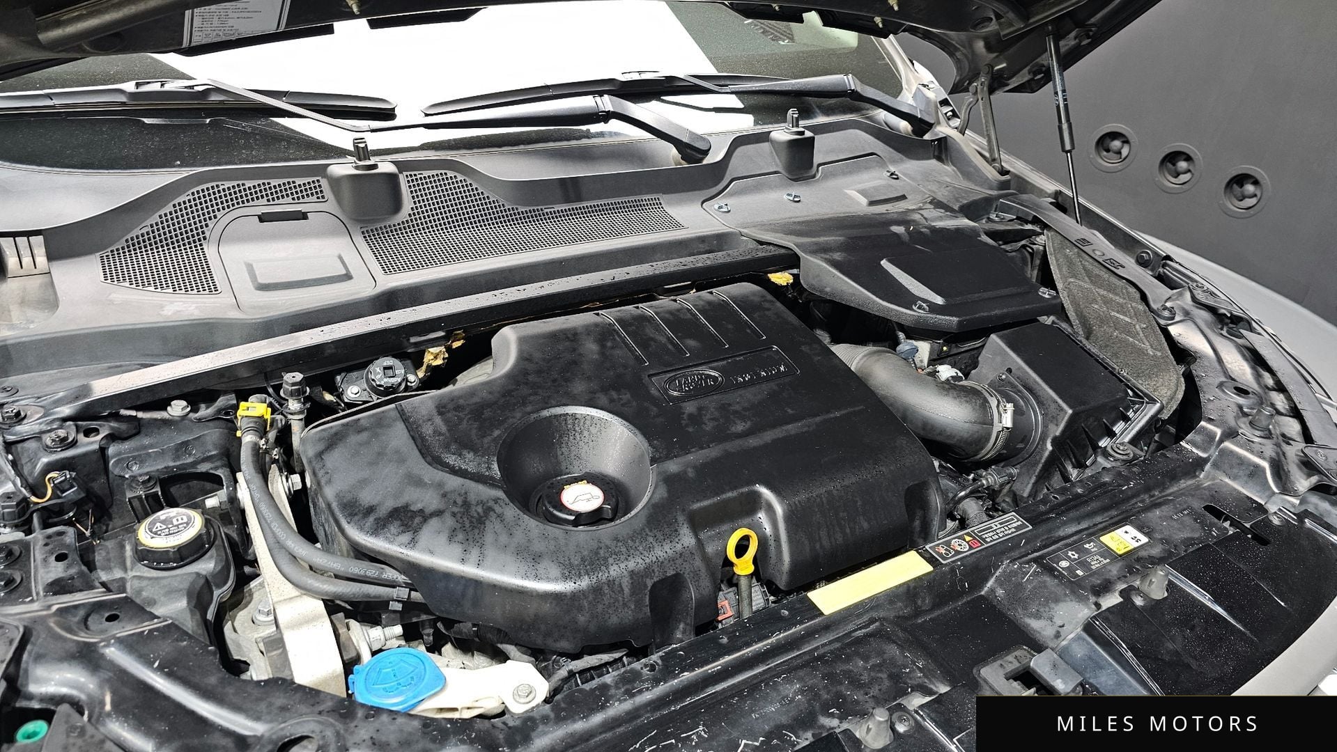 Land Rover Discovery Sport 2016 — миниатюра 6