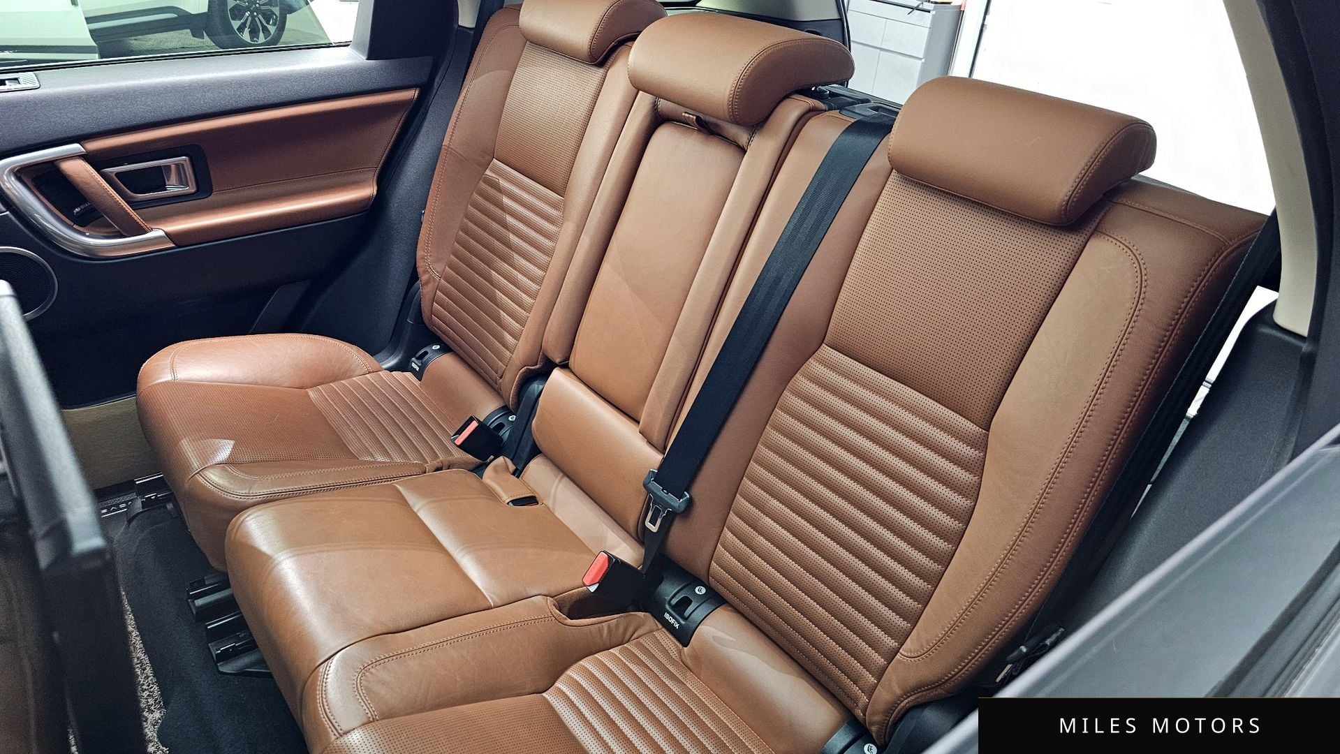 Land Rover Discovery Sport 2016 — миниатюра 11