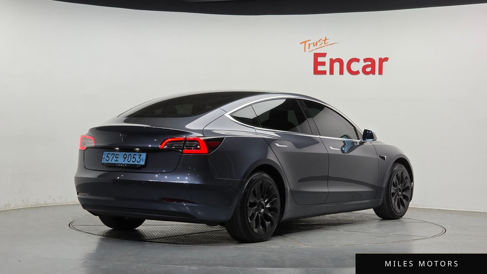 Tesla 모델 3 2020 — миниатюра 2