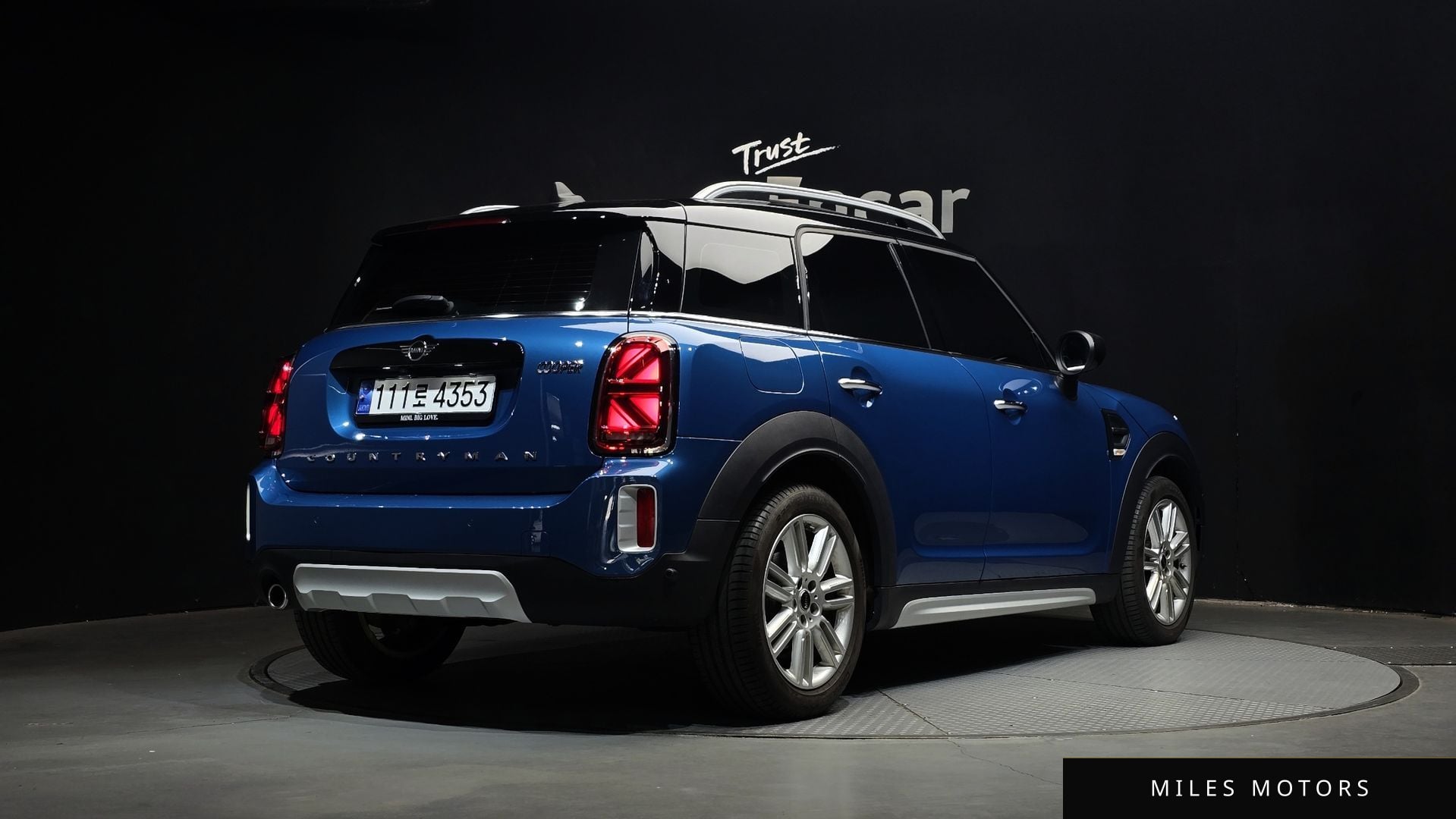 MINI 쿠퍼 컨트리맨 2023 — миниатюра 2
