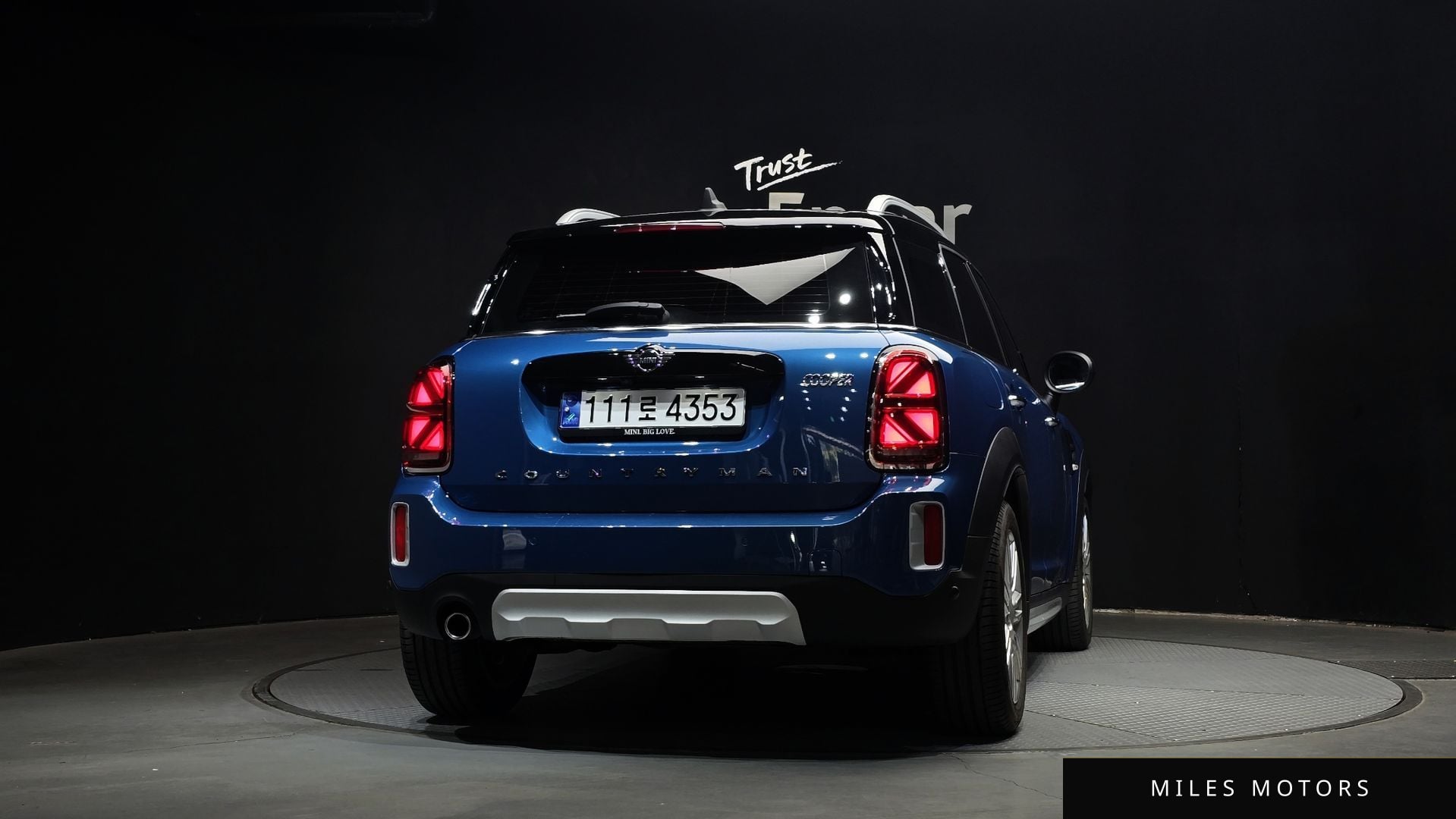 MINI 쿠퍼 컨트리맨 2023 — миниатюра 4