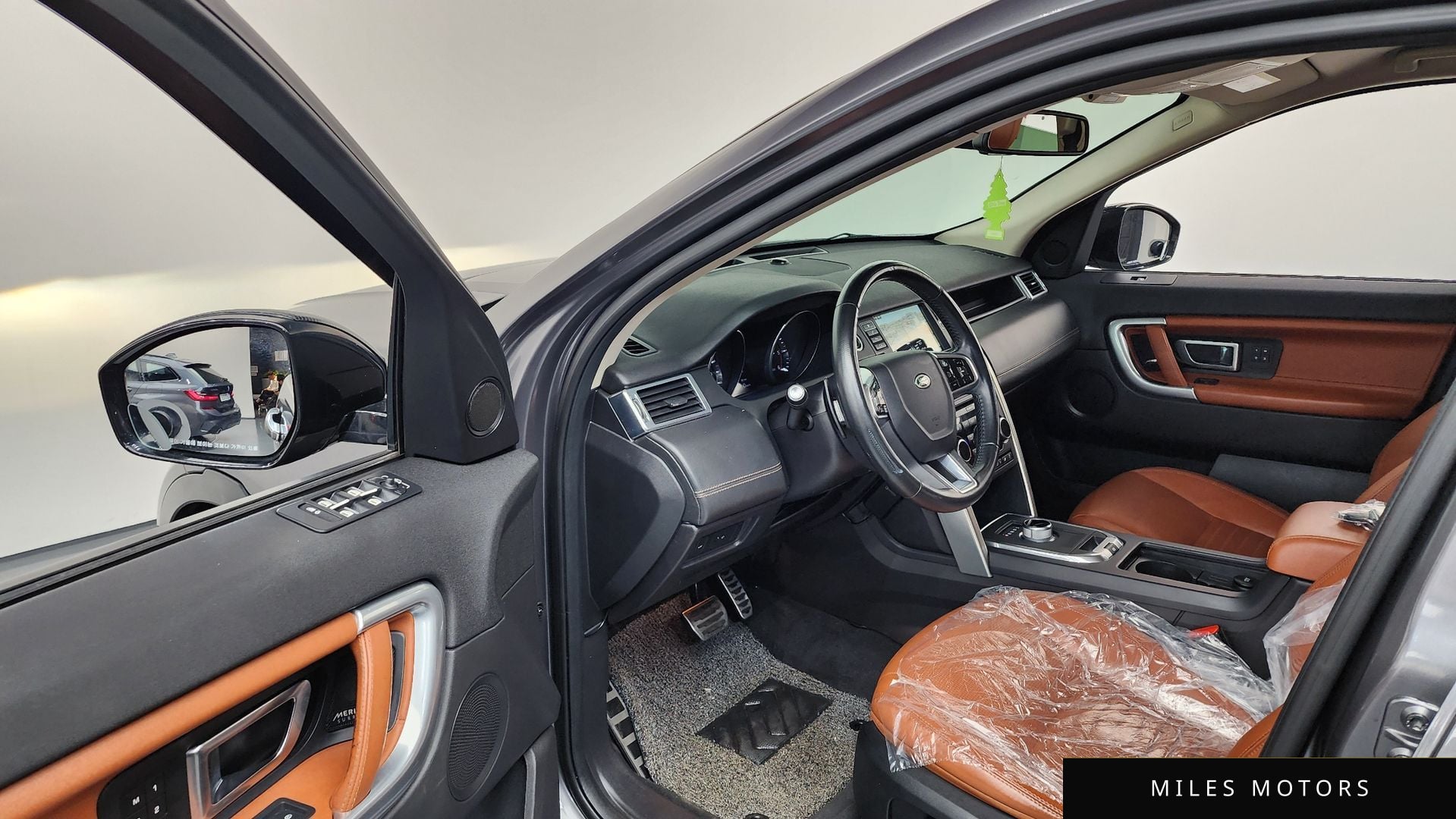 Land Rover Discovery Sport 2016 — миниатюра 10