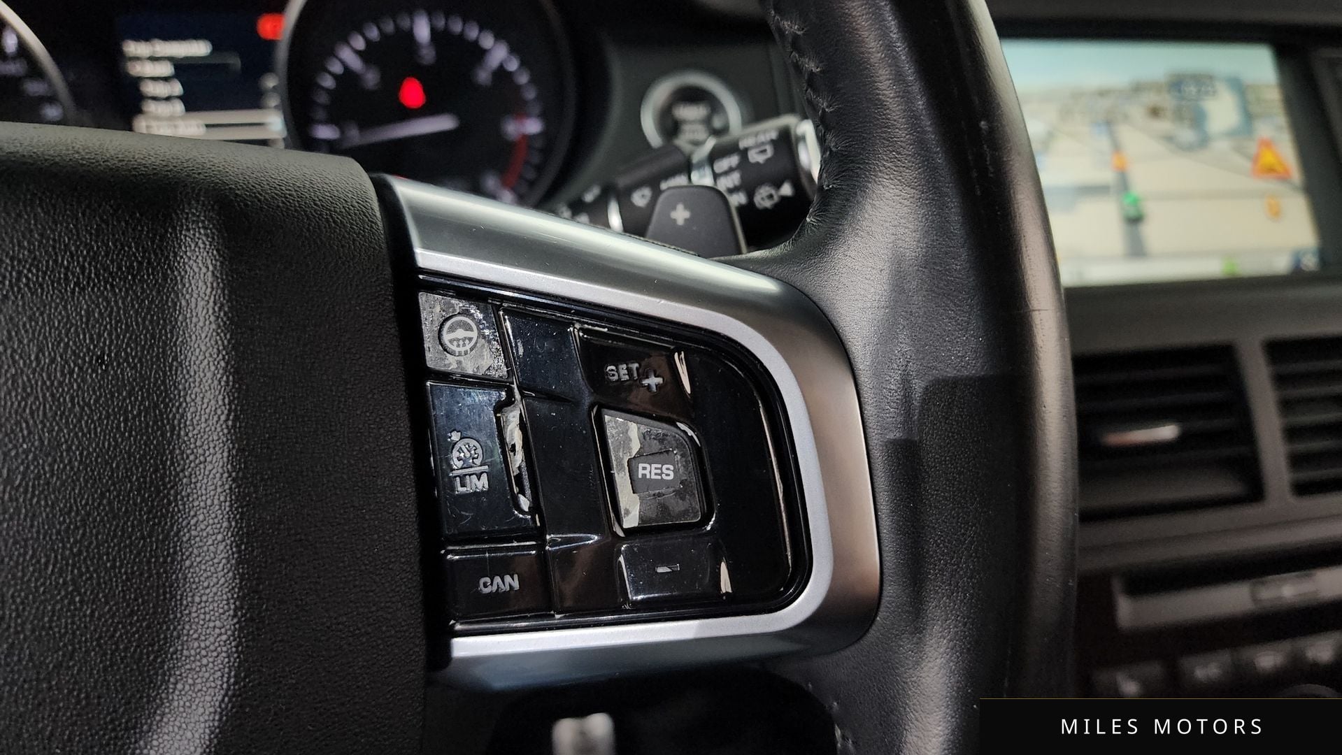 Land Rover Discovery Sport 2016 — миниатюра 15