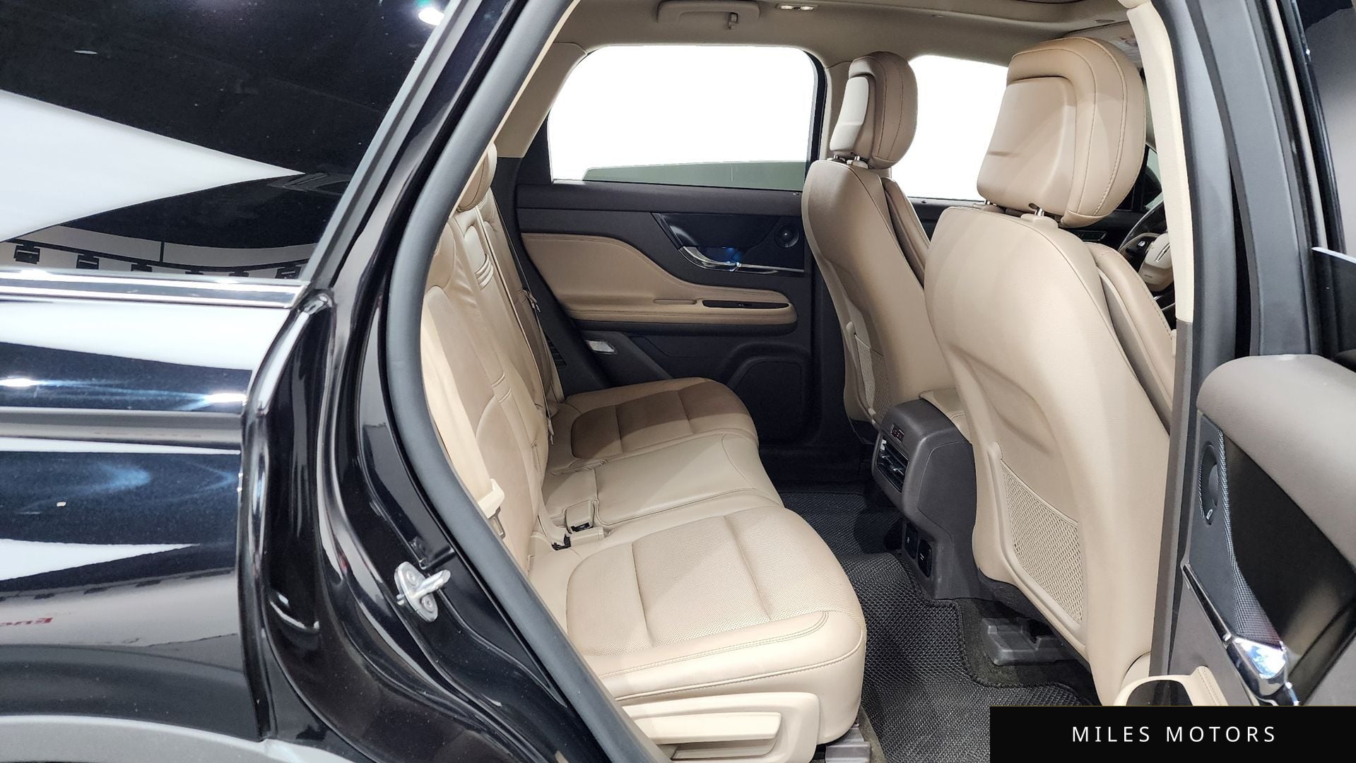 Lincoln 코세어 2020 — миниатюра 11