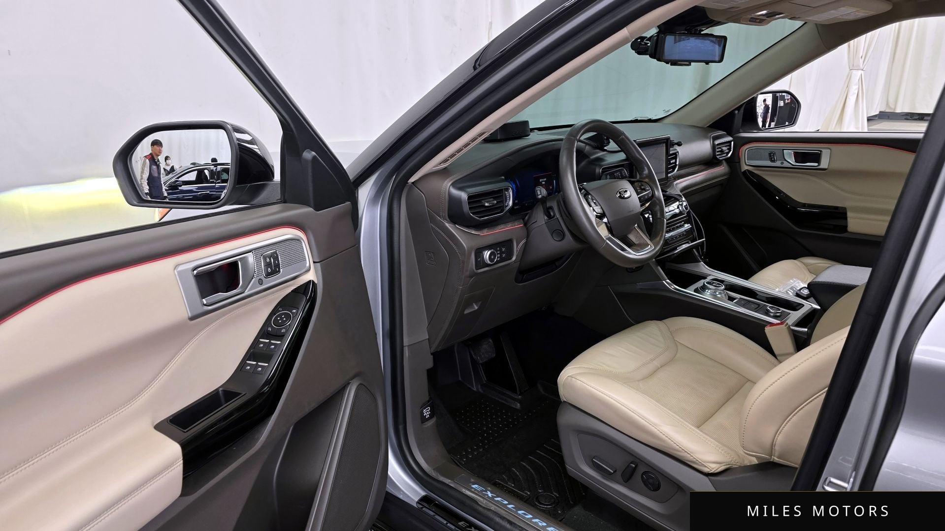 Ford Explorer 2021 — миниатюра 10