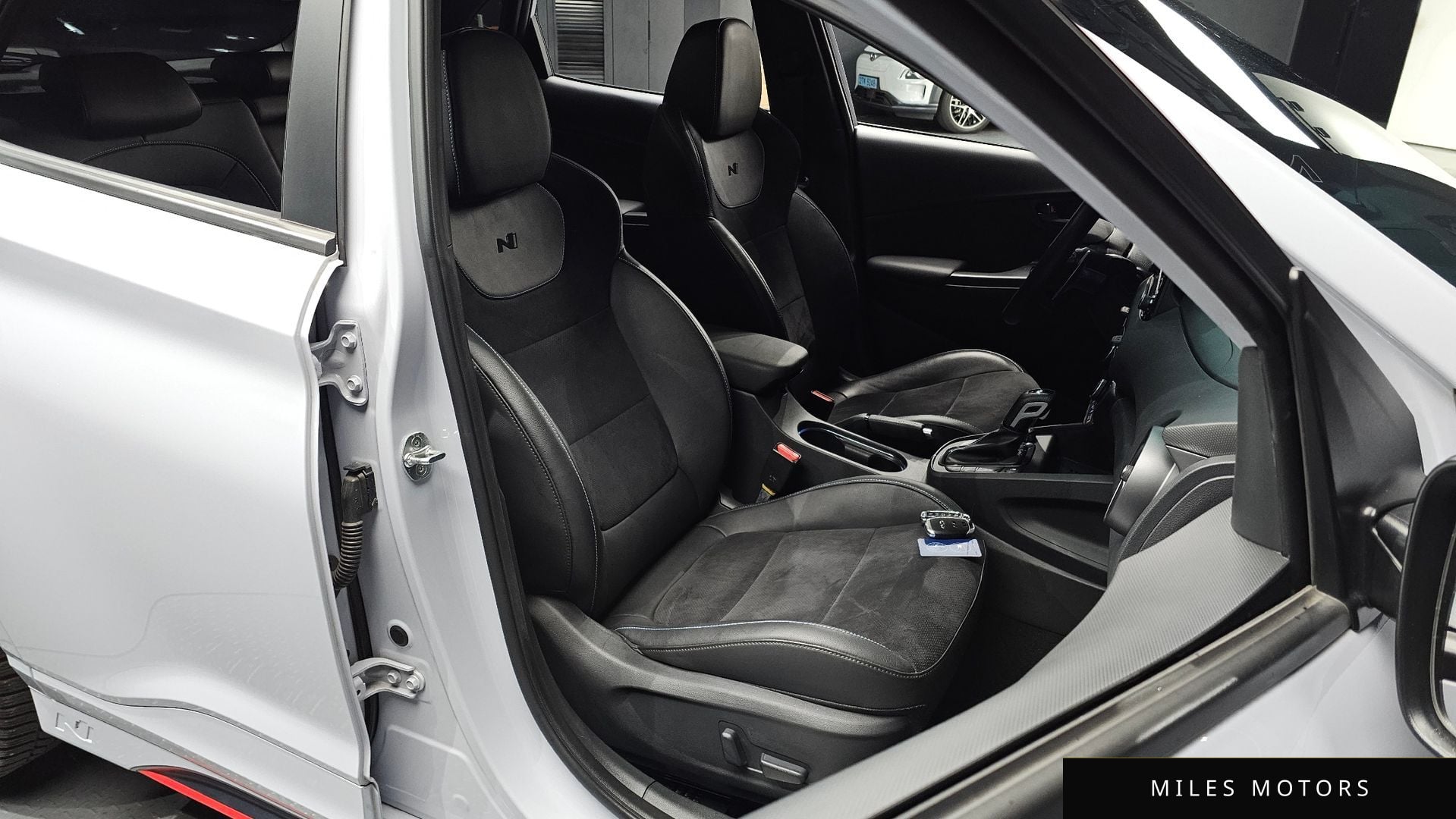 Hyundai 뉴 코나 2022 — миниатюра 13