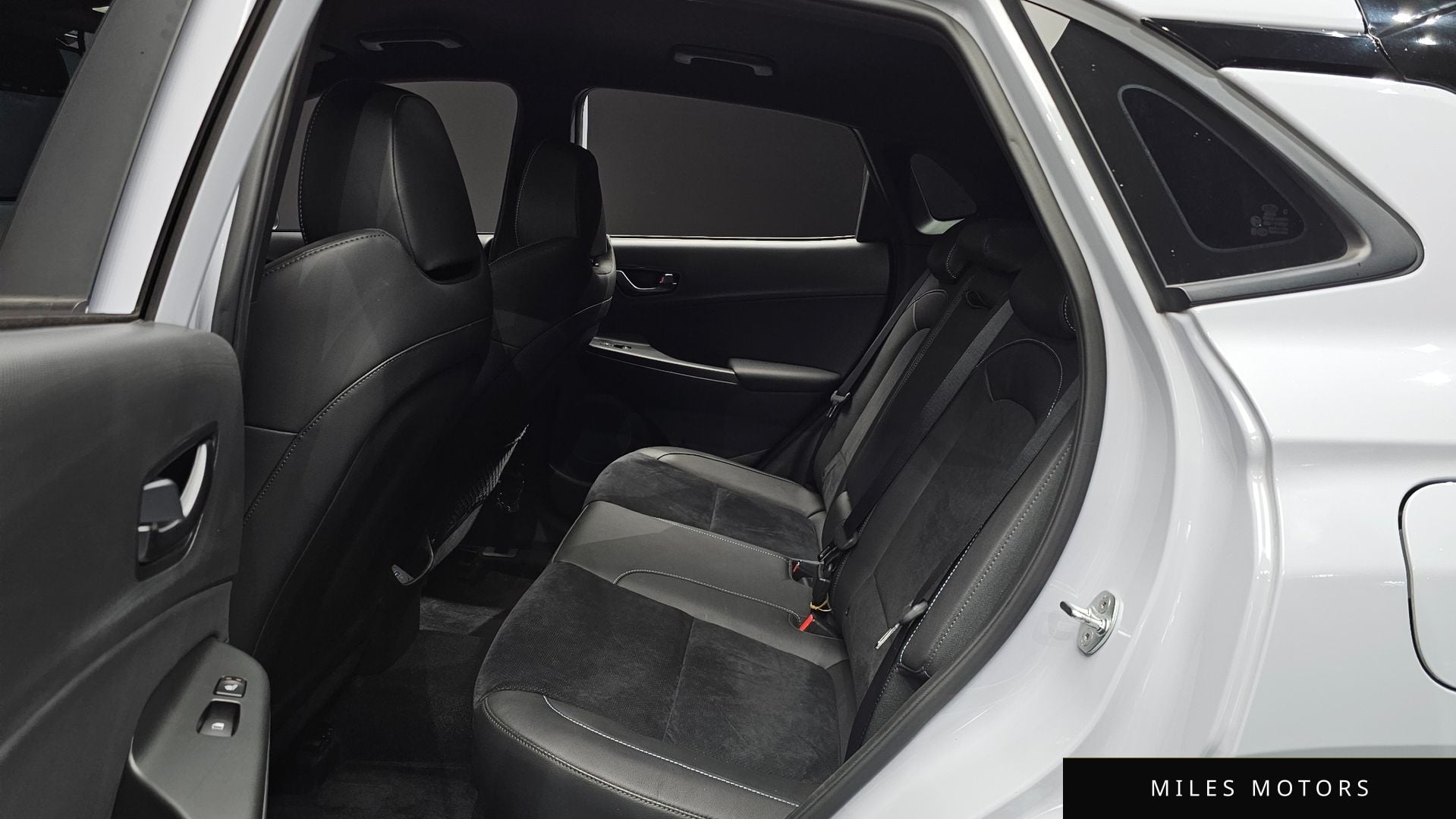 Hyundai 뉴 코나 2022 — миниатюра 18