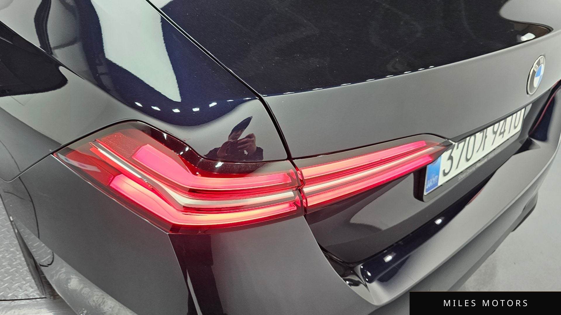 BMW 5 Series (G60) 2025 — миниатюра 9