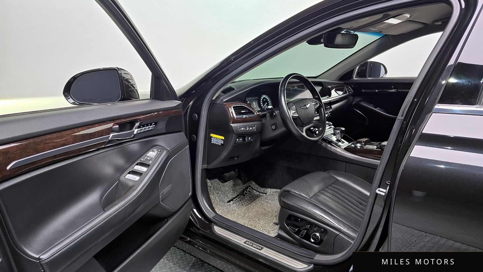 Genesis EQ900 2018 — миниатюра 12
