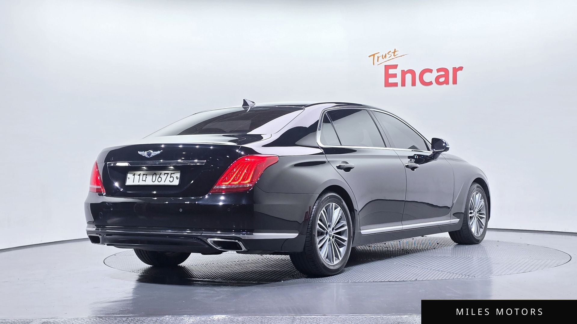 Genesis EQ900 2016 — миниатюра 2