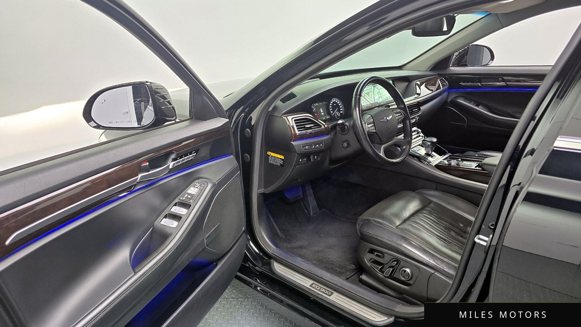 Genesis EQ900 2016 — миниатюра 10