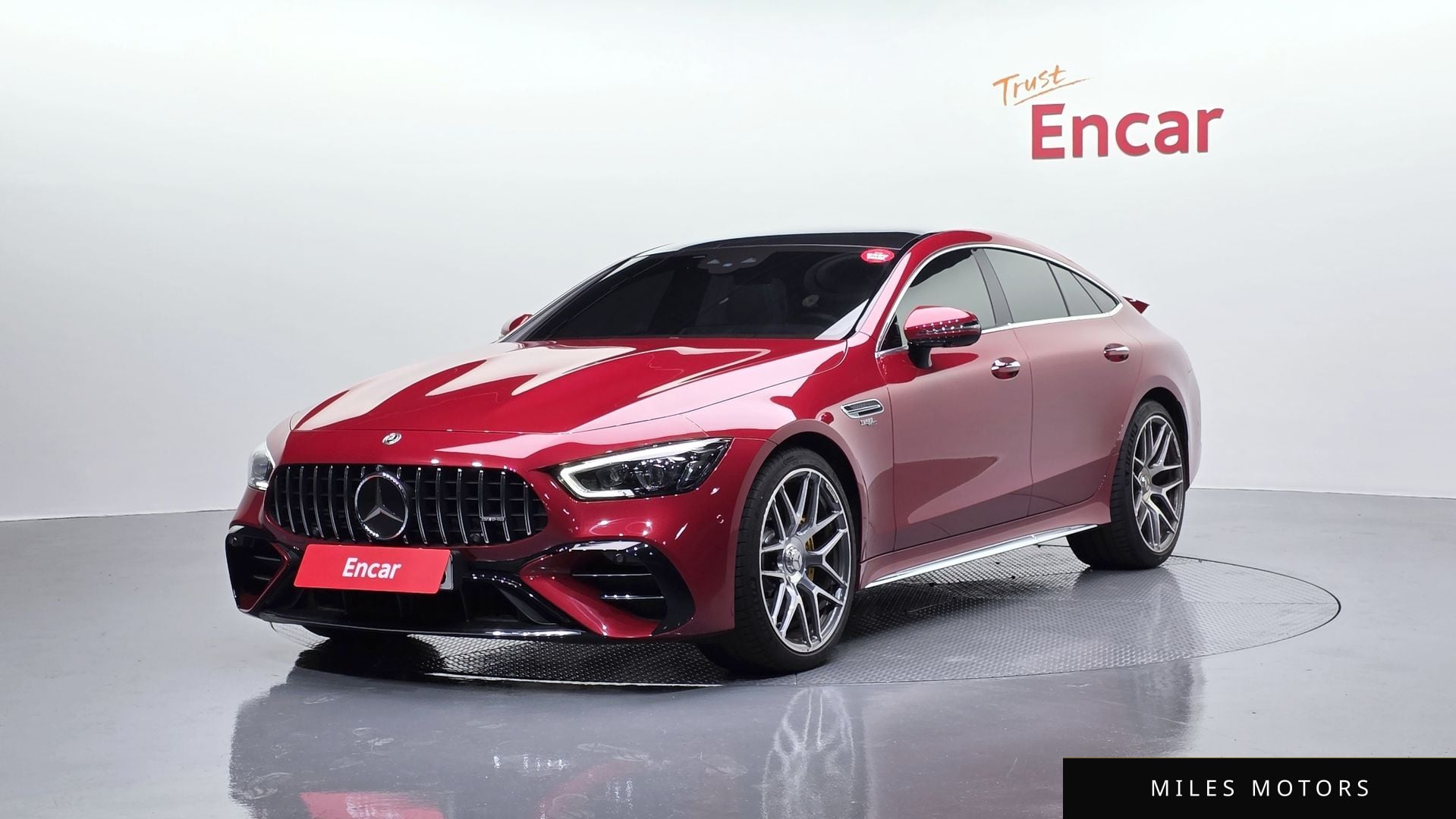 Mercedes-Benz AMG GT 2023 — фото 1 из 12