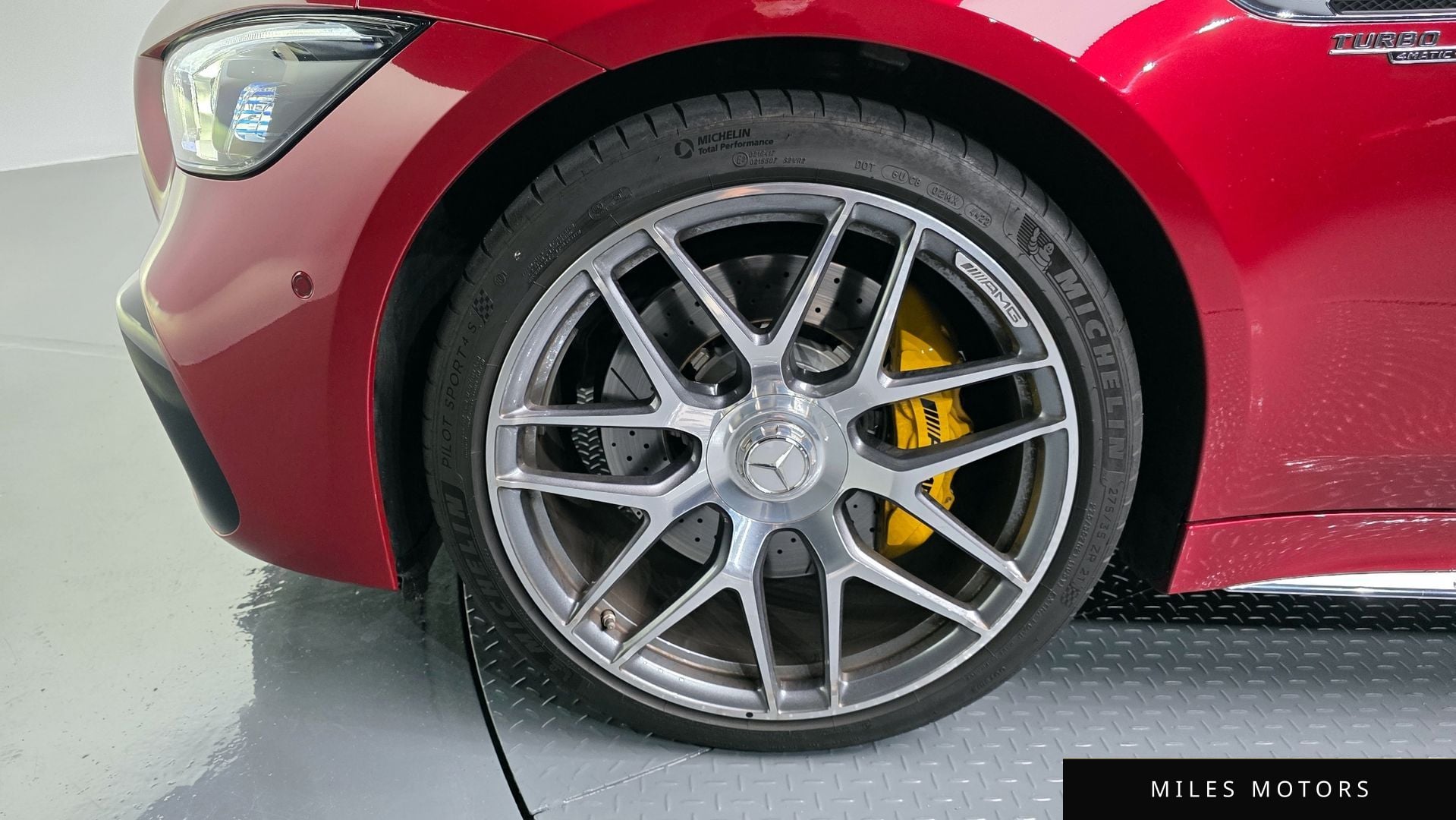 Mercedes-Benz AMG GT 2023 — миниатюра 5