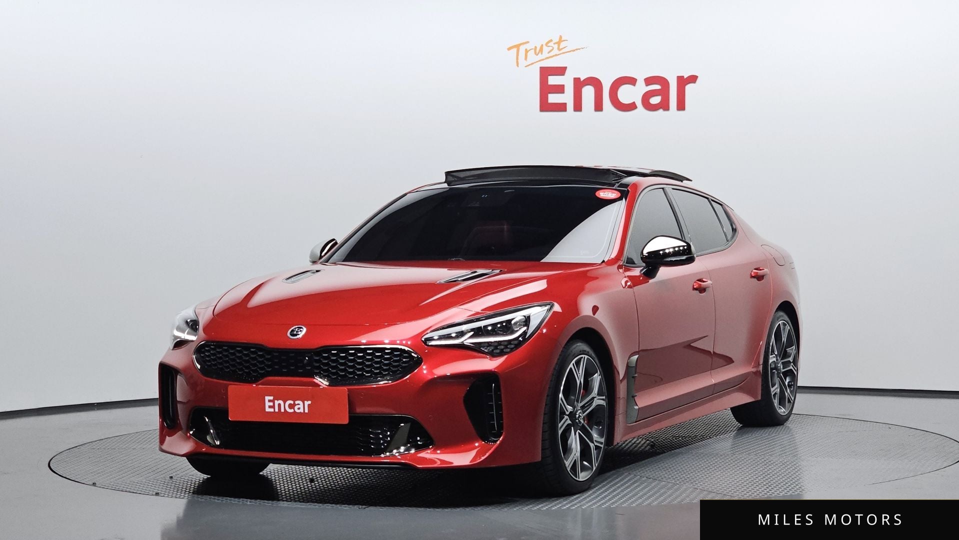 Kia Stinger 2019 — фото 1 из 12