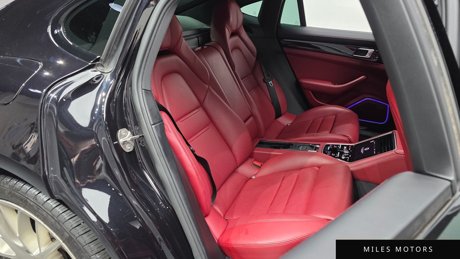 Porsche Panamera 2020 — миниатюра 11