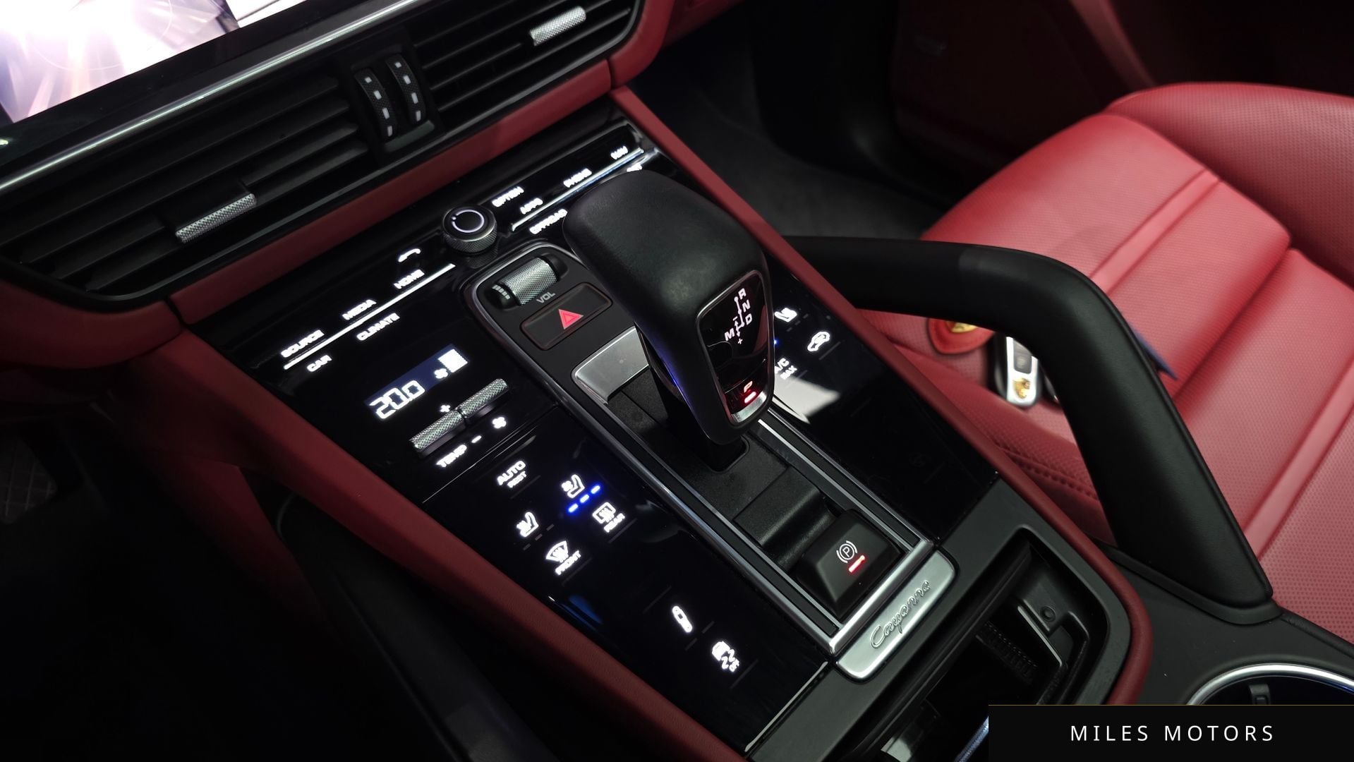 Porsche 카이엔 (PO536) 2022 — миниатюра 11