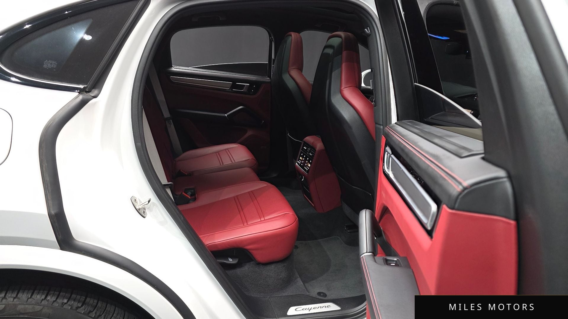Porsche 카이엔 (PO536) 2022 — миниатюра 18