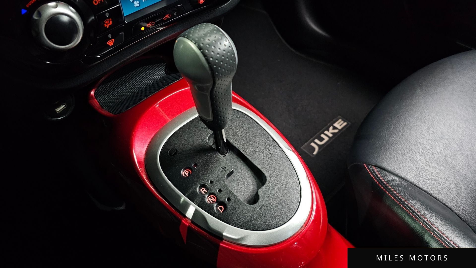 Nissan 쥬크 2016 — миниатюра 9